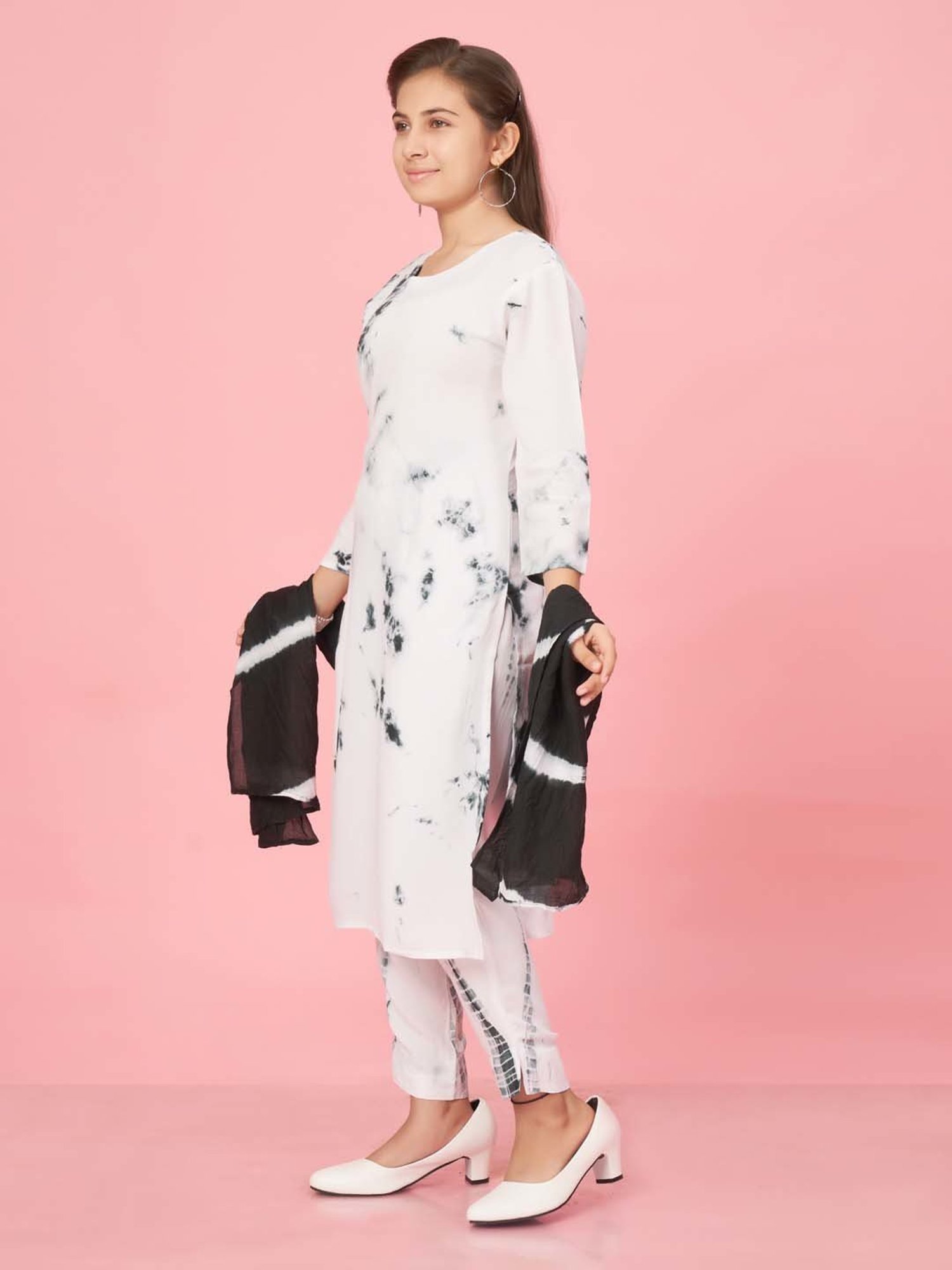 Peppermint Kids Navy Regular Fit Kurta Set