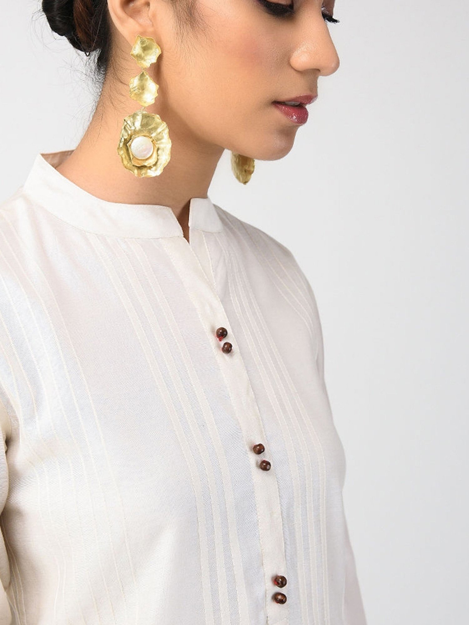 Smriti Gupta Kapaas Ivory Kurta