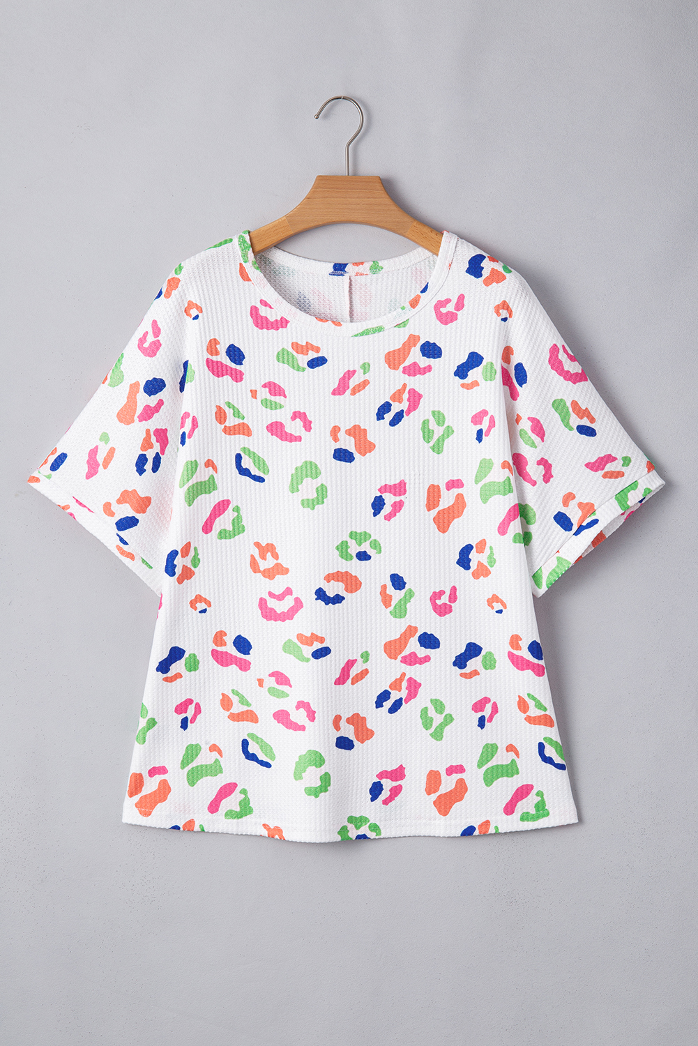 Rose Leopard Print V Neck Plus Size Tee