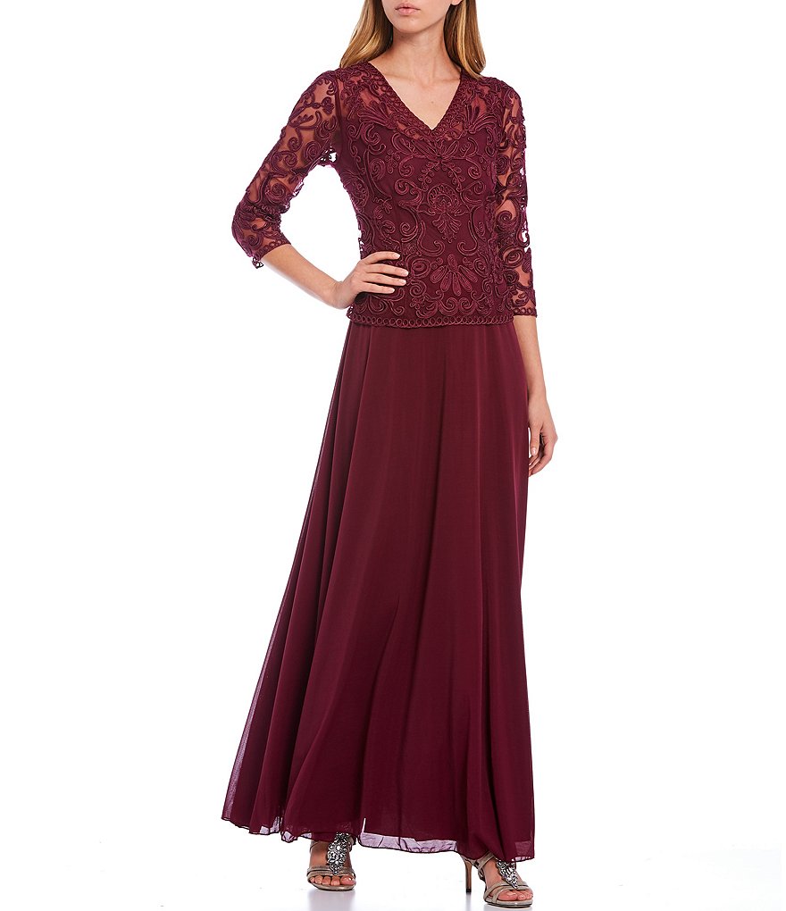 Soulmates V-Neck 3/4 Sleeve Lace Bodice A-Line Dress