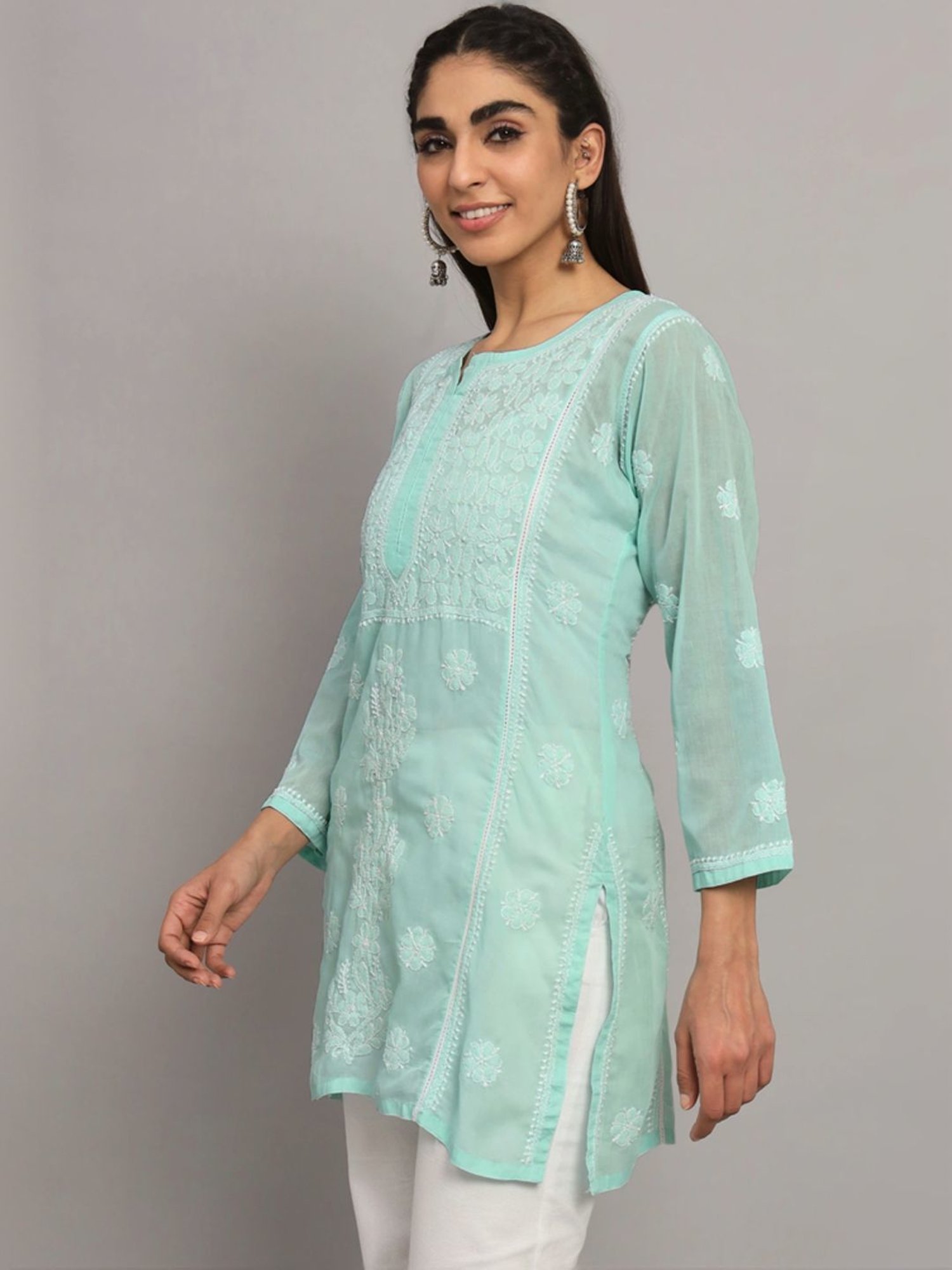 PARAMOUNT CHIKAN Sea Green Cotton Hand Embroidered Chikankari Straight Kurti