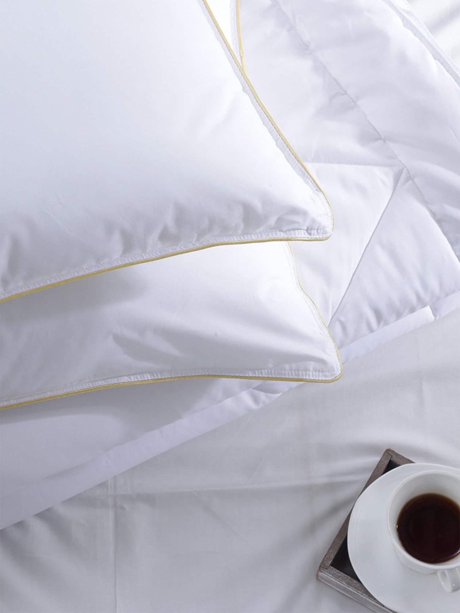 Maspar Essentials Clemmy Solid White Cotton Pillow