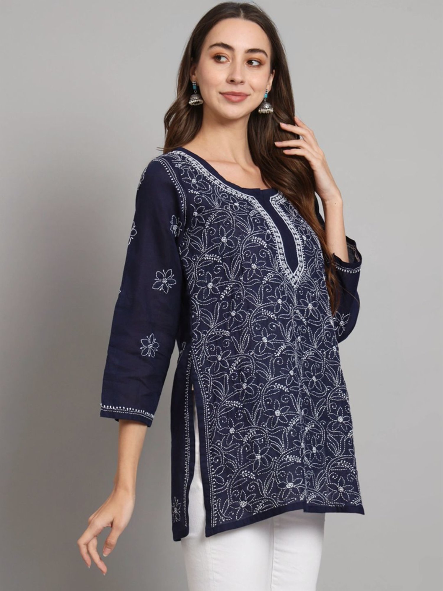 PARAMOUNT CHIKAN Navy Cotton Hand Embroidered Chikankari Straight Kurti