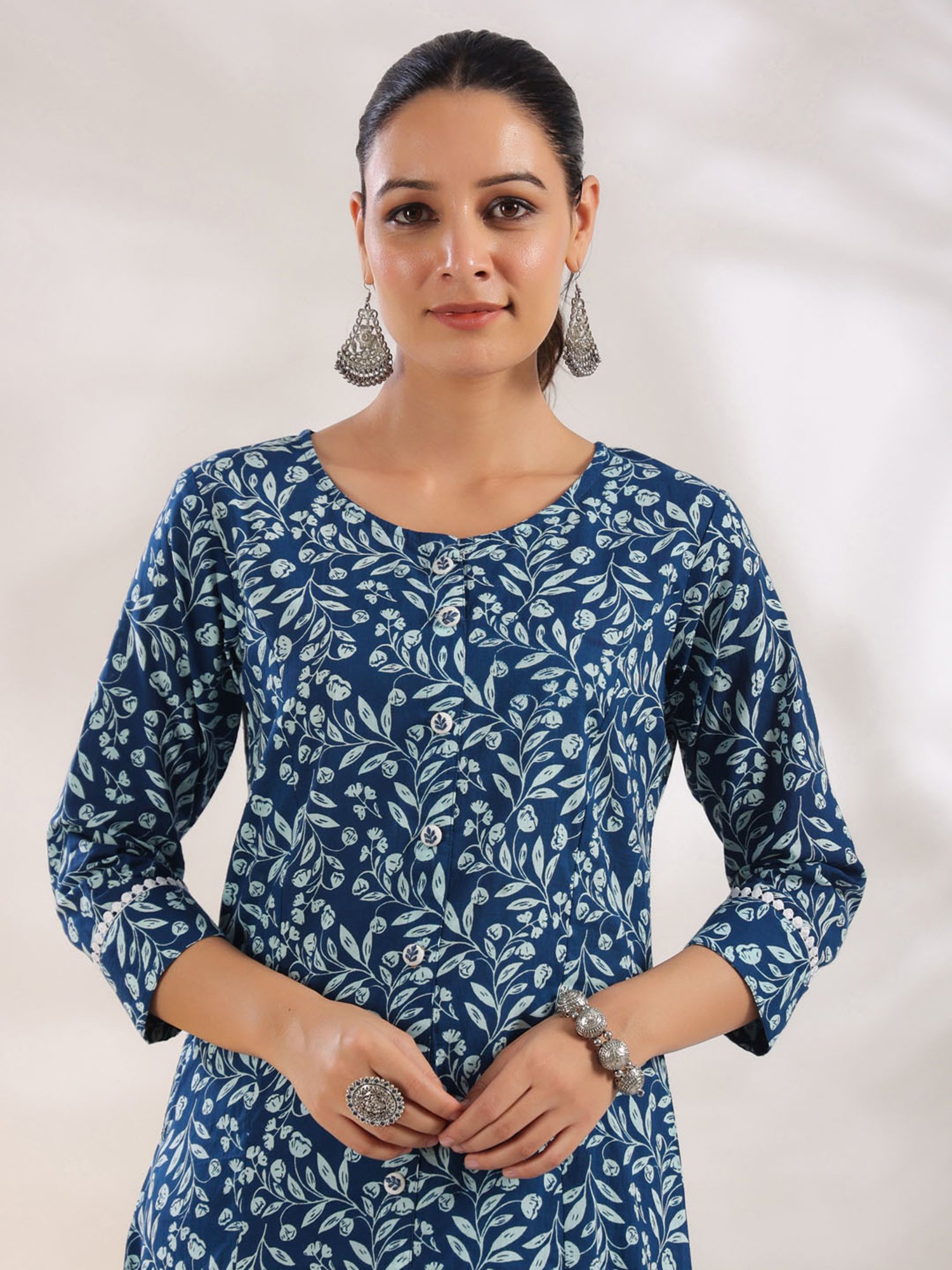 Yufta Blue Floral Print Kurta Pant Set