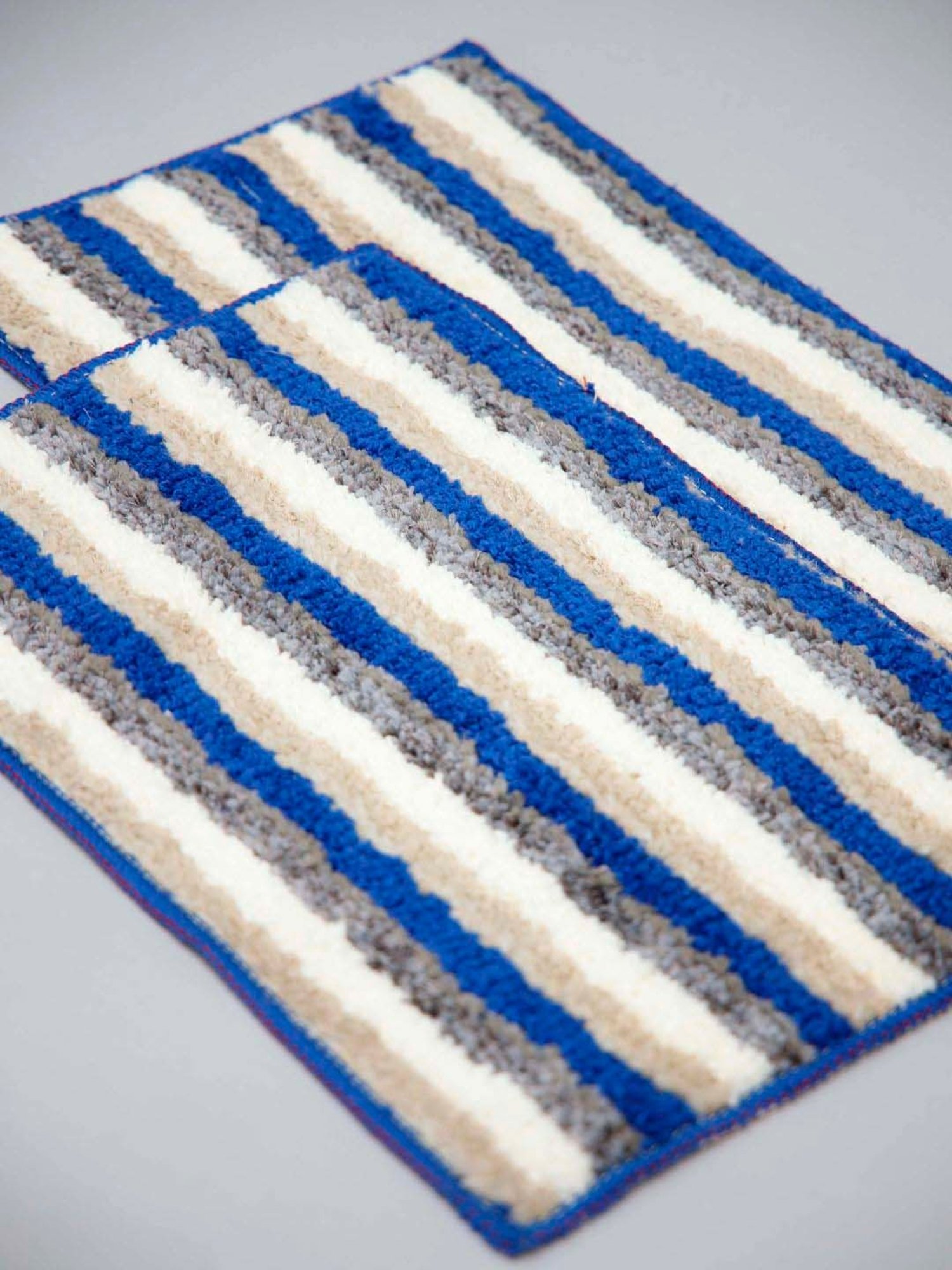 Ariana Blue & Beige Microfibre 1600 GSM Small Anti-Skid Supersoft Bath Mat - Set of 2