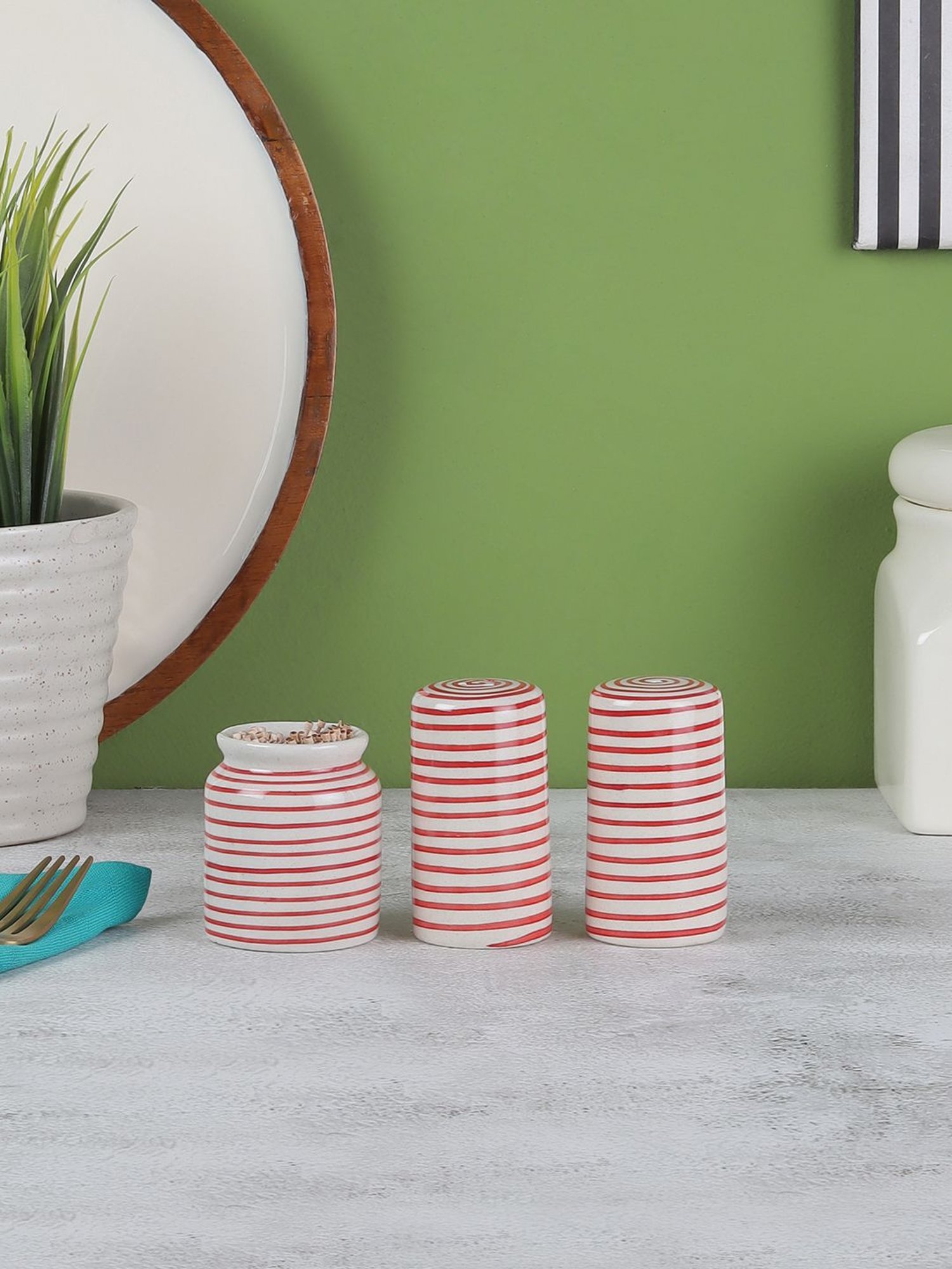 JOSEPH JOSEPH Grey Polypropylene 33 cm Rotating Kitchen Cupboard Store - Set of 1