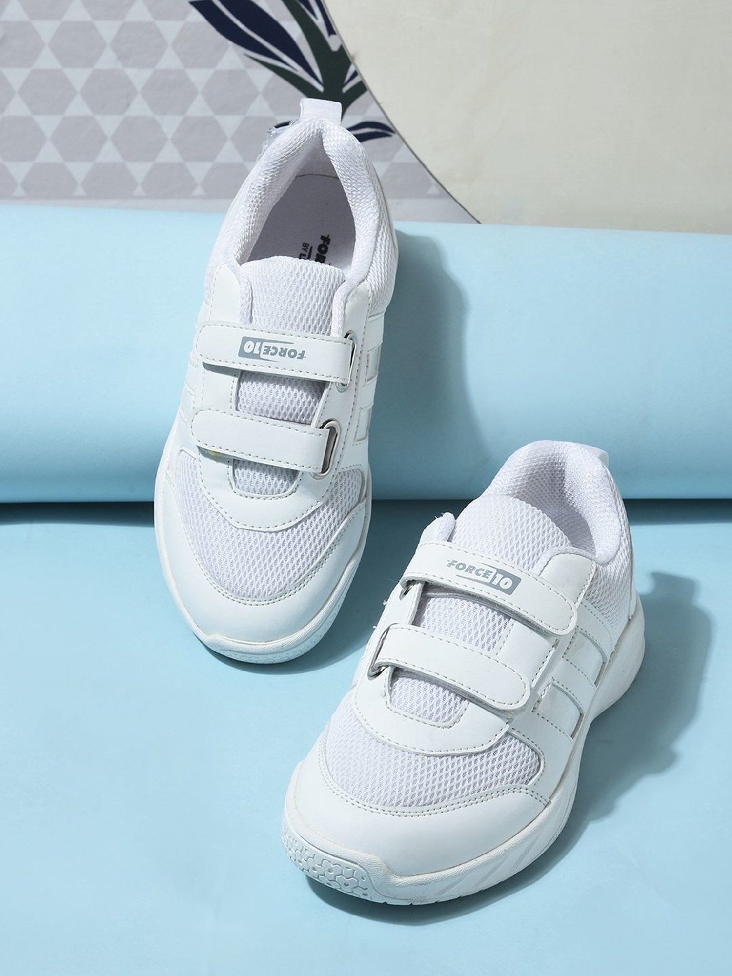 Force 10 By Liberty Kids White Velcro Shoes