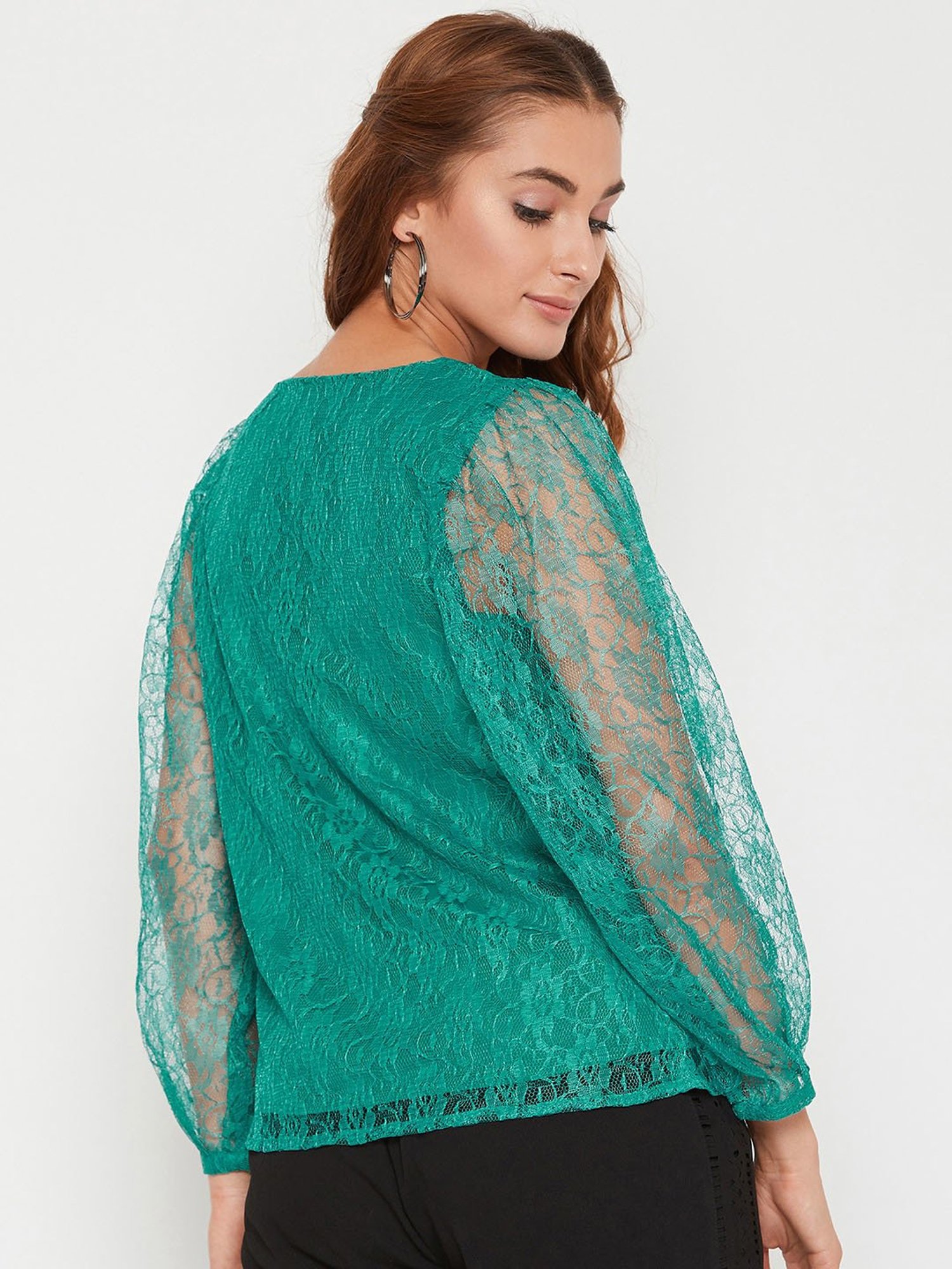 Carlton London Green Lace Top