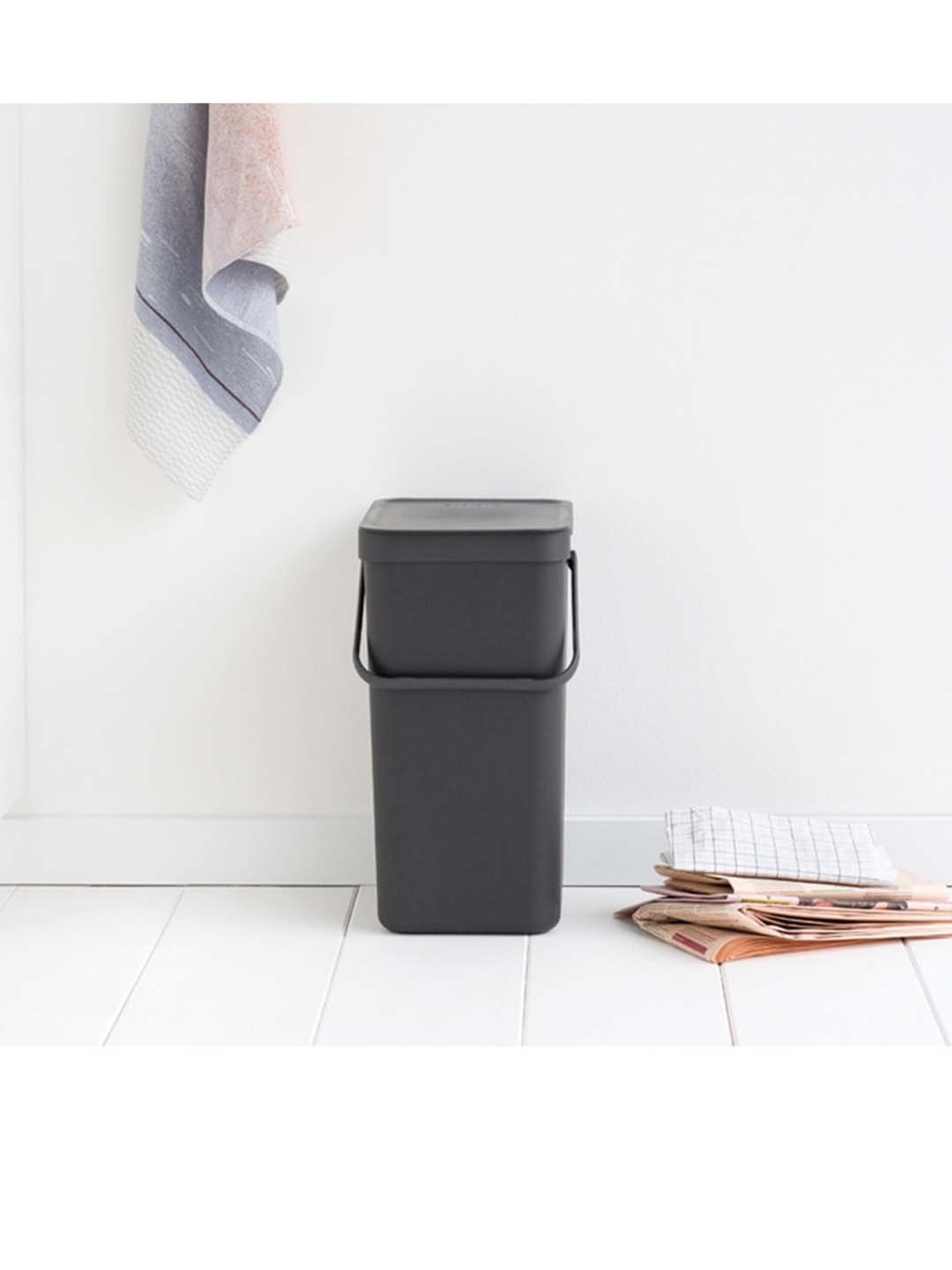 BRABANTIA Sort & Go Grey Plastic Dustbin (16 L) - Set of 1