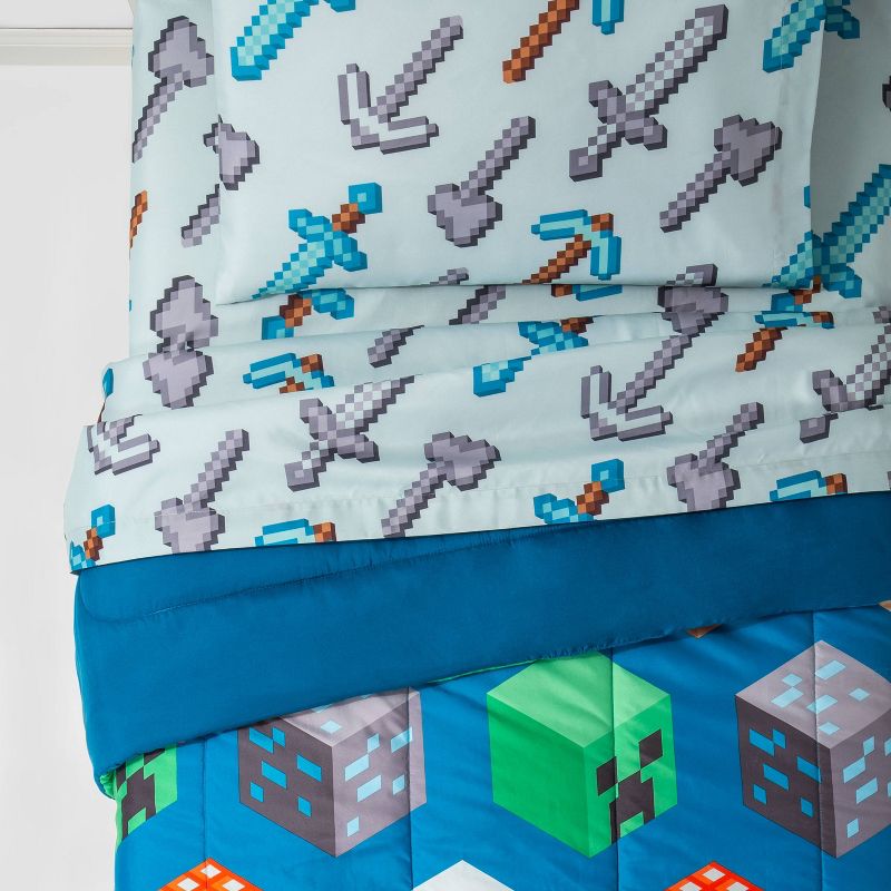 Minecraft Twin Isometric Bedding Set Blue