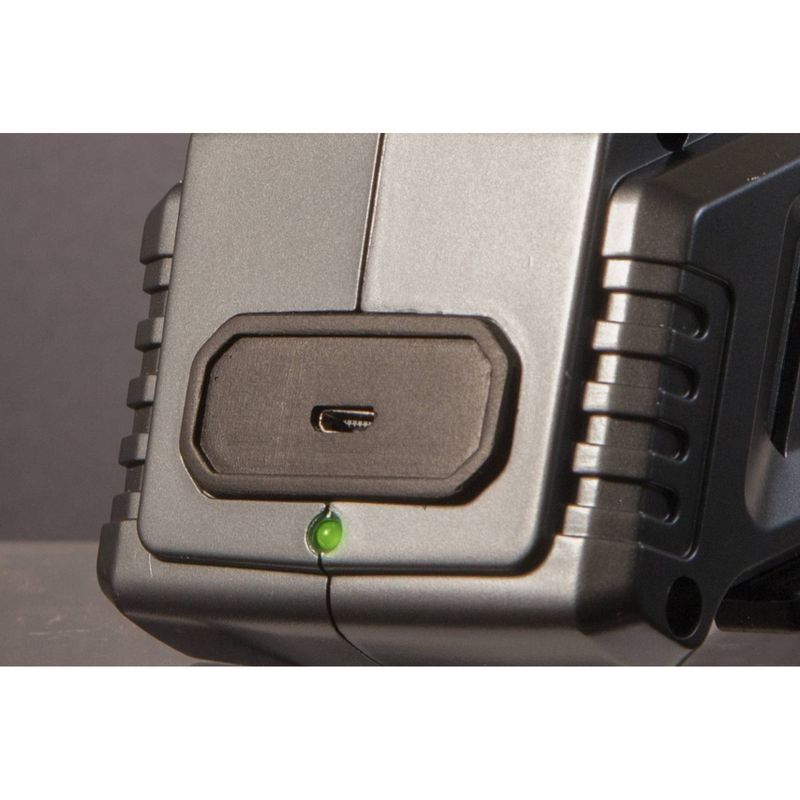 BLACK+DECKER 500 Lumen LED Spotlight