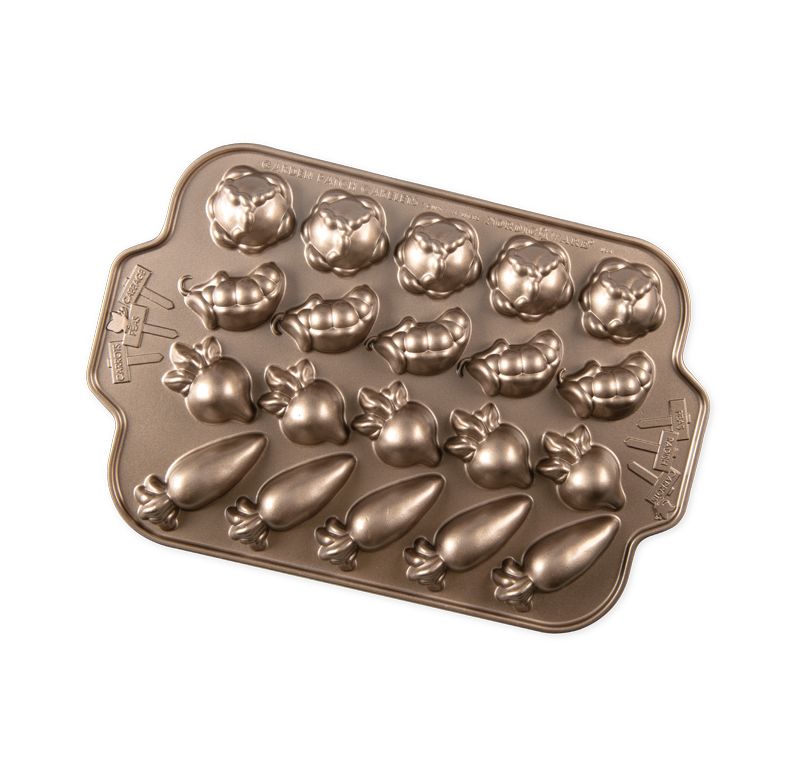 Nordic Ware Garden Patch Pan