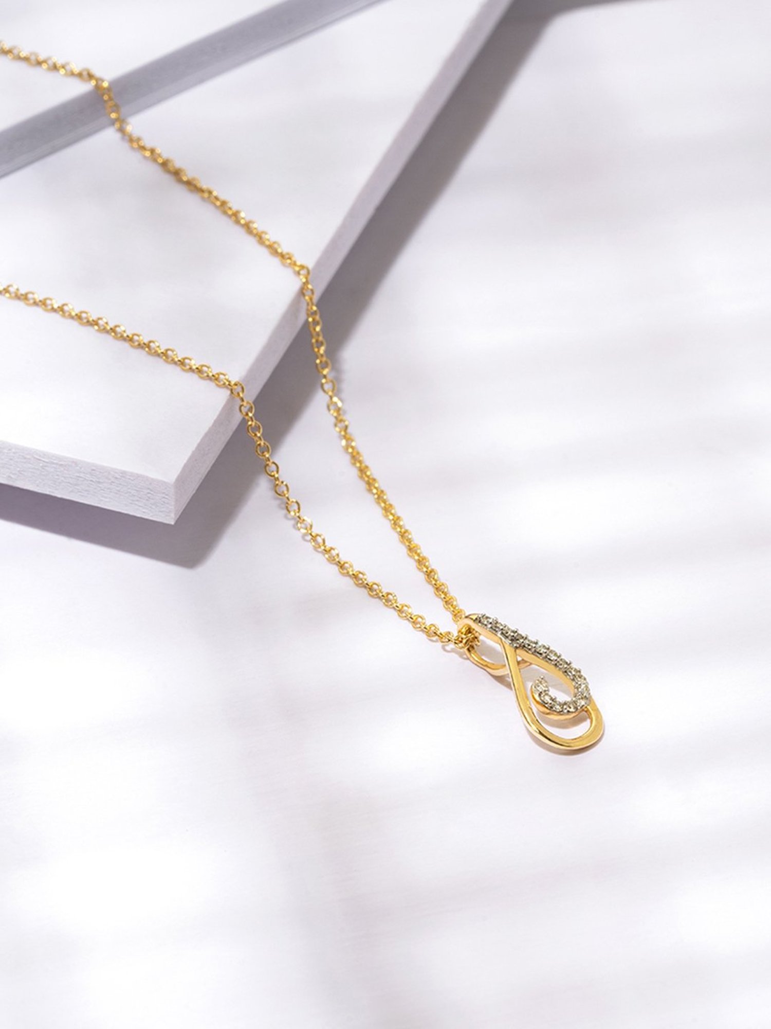 Mia by Tanishq Dual Radiance 18k Gold & Diamond Pendant with Chain