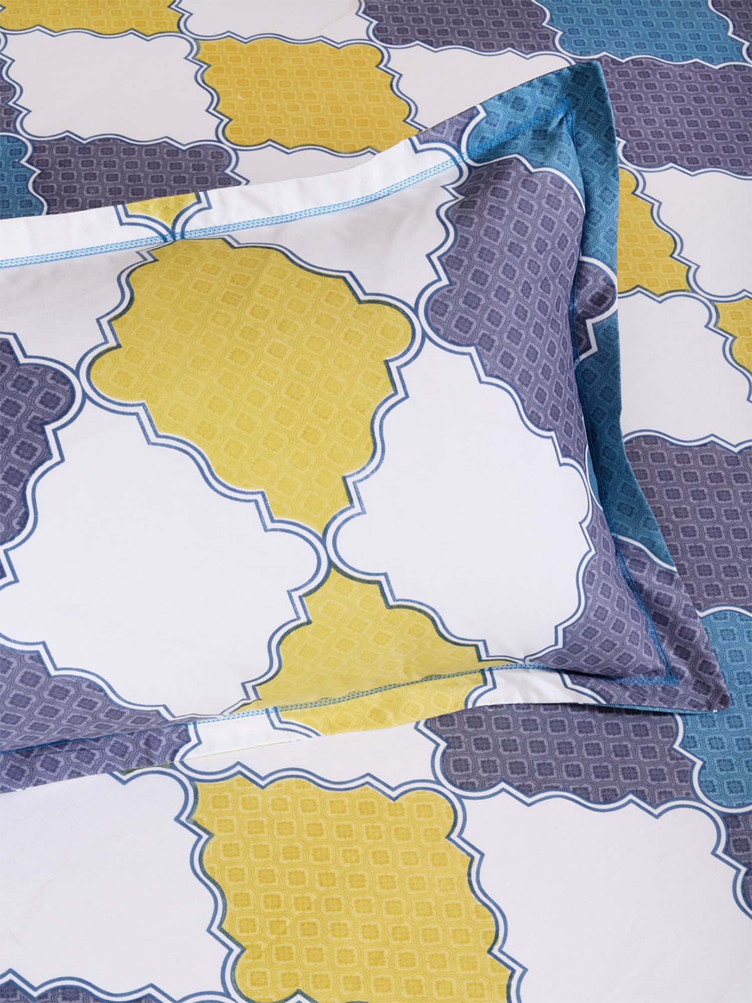 Romee Grey Microfibre Geometric Bed Sheets