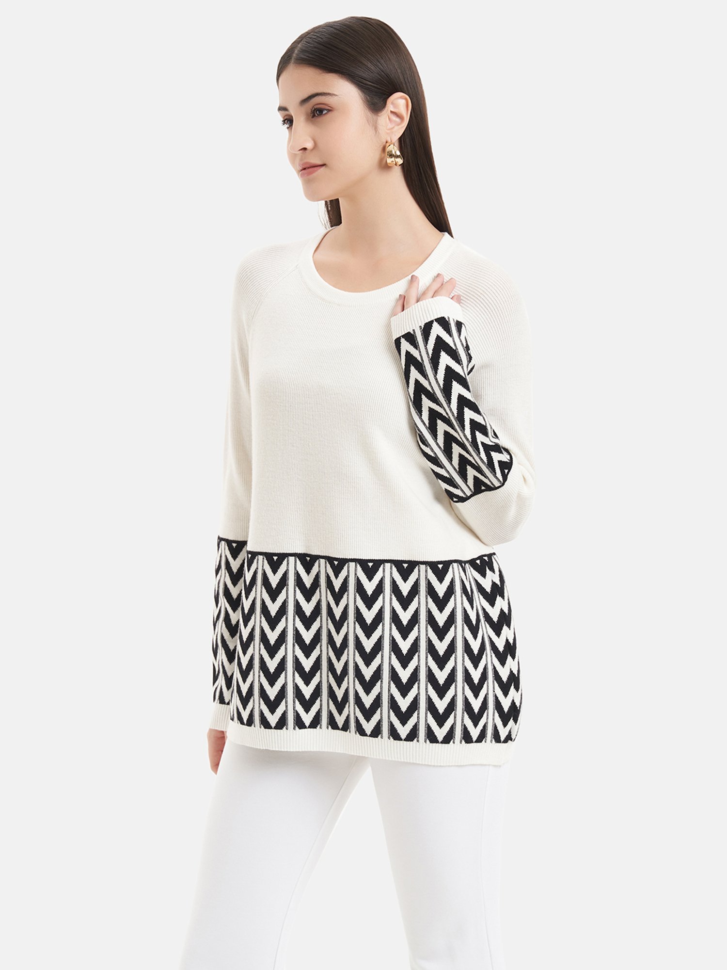 Kazo Off White Geometric Sweater