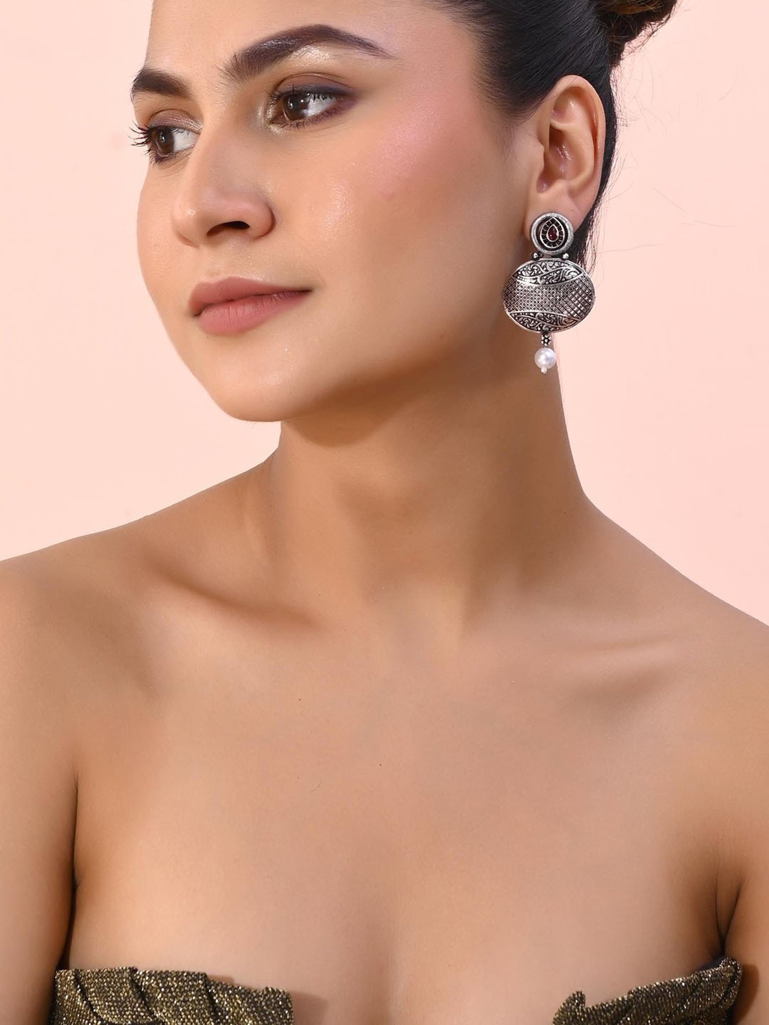 VOJ Rhodium-Plated Oxidized Contemporary with Pearl Earrings for Women