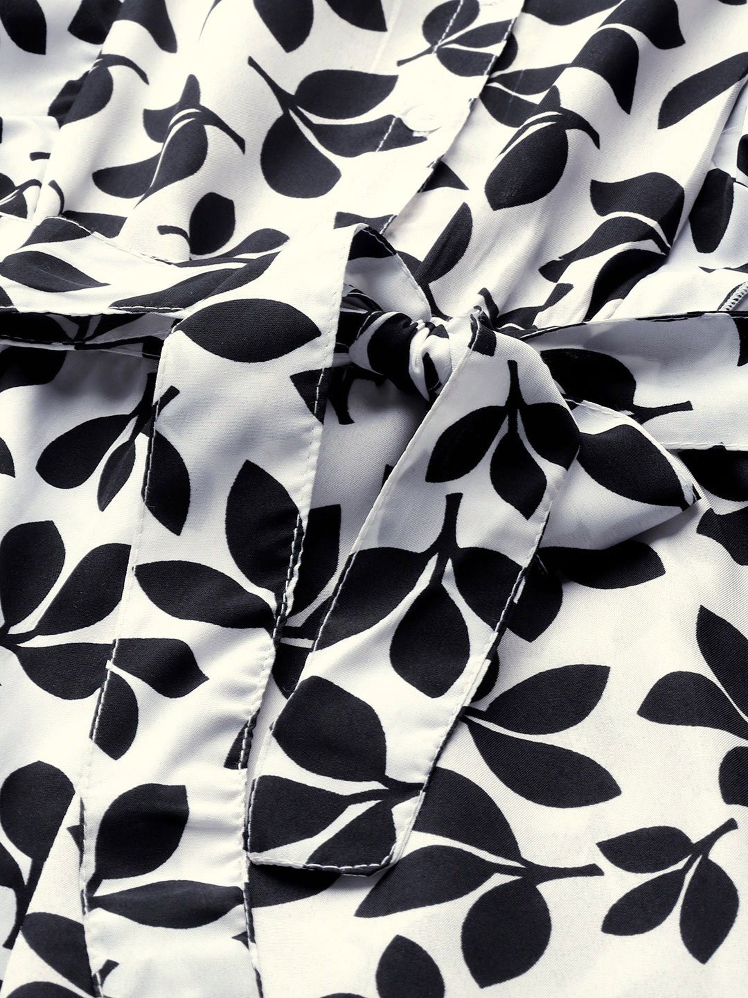 Belle Fille White & Black Printed Jumpsuit