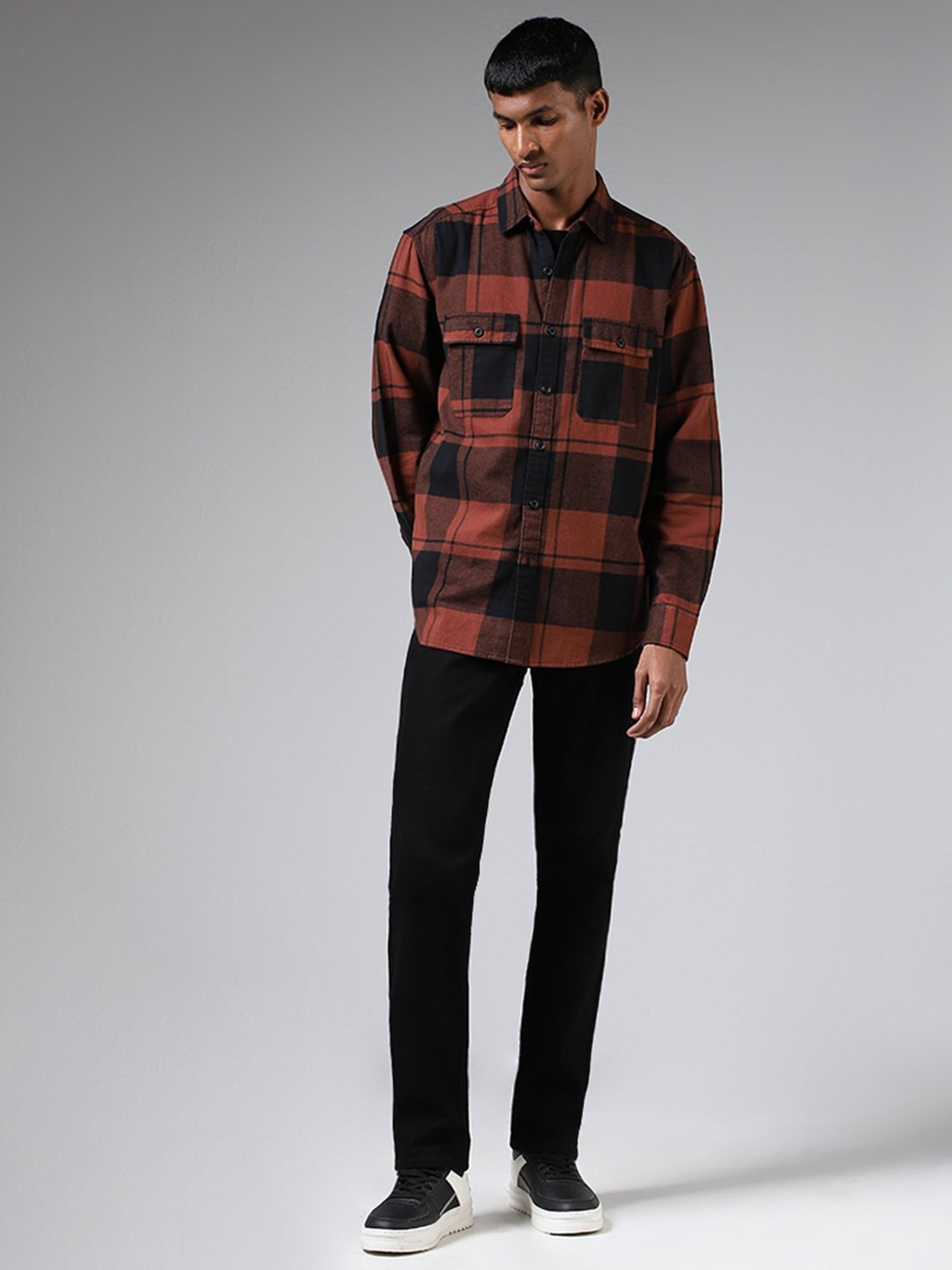 Nuon by Westside Solid Black Denim Straight Jeans