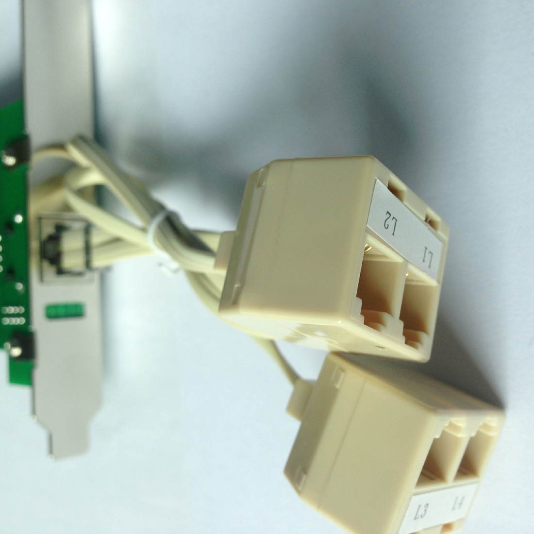 3 FXS+1 FXO Card,TDM400 with Low Profile for 2U,with PCI-E connector,FXS card FXO card Asterisk Card Sangoma FreePBX,tdm410p tdm400p,For IP PBX VoIP Phone System Asterisk voip