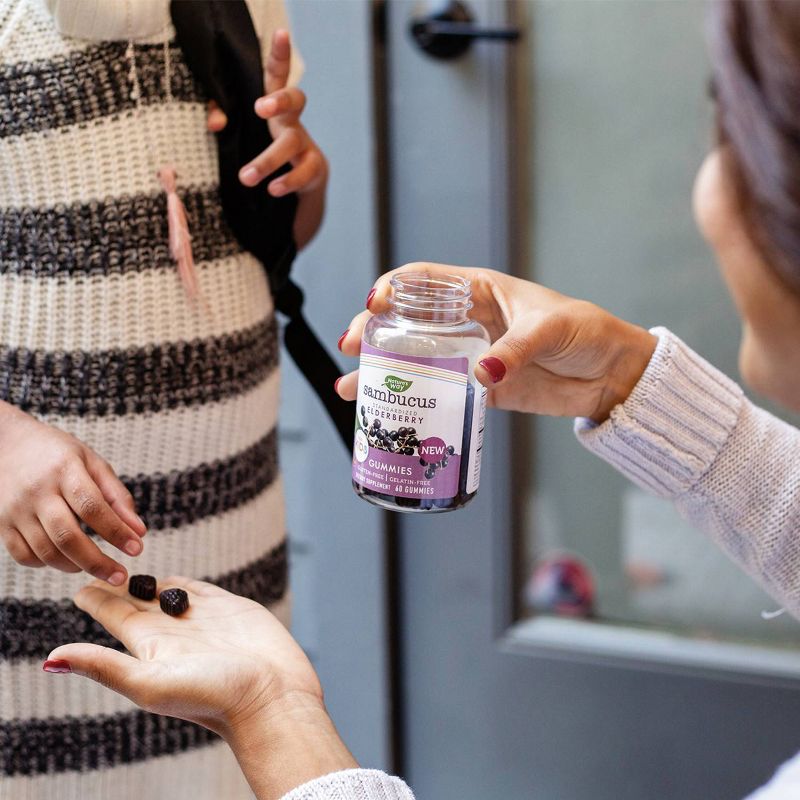 Nature's Way Sambucus Elderberry Gummies for Kids with Vitamin C and Zinc – 60ct