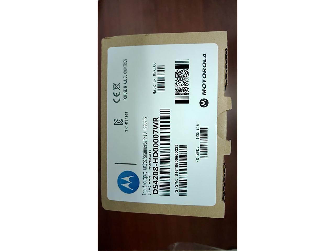 Symbol DS4208 Series 2D Handheld barcode scanner DS4208-HD00007WR Barcode Scanner 2D with USB Cable DS4208-HD Scans 2D / 1D / QR Code Bar code scanner