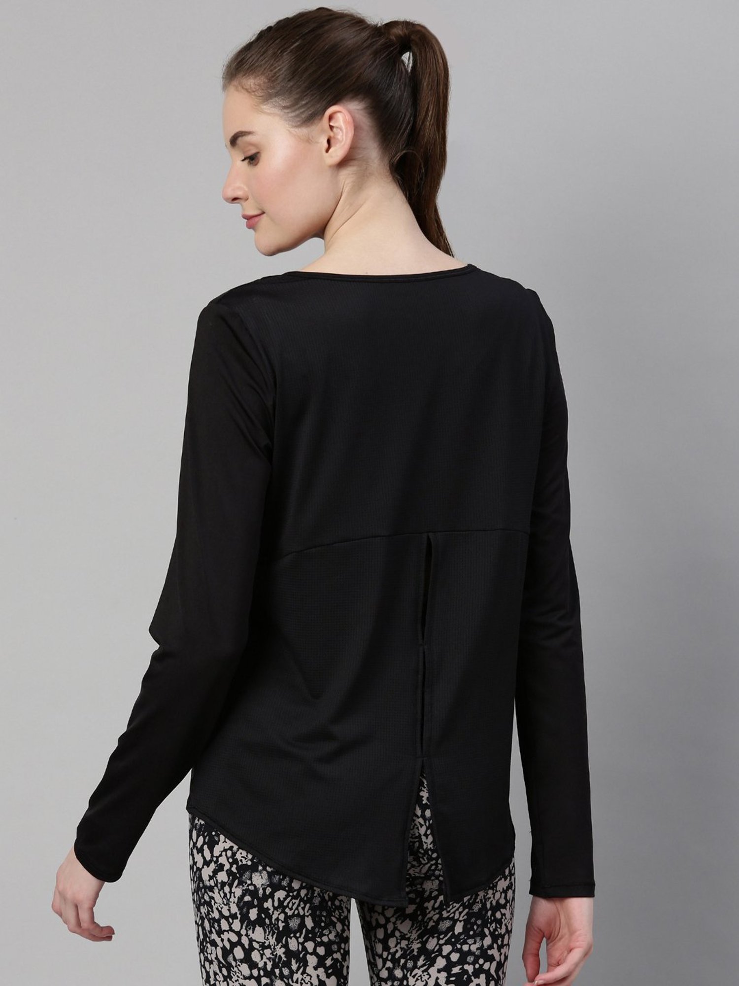 Enamor Black Graphic Print Sports T-Shirt