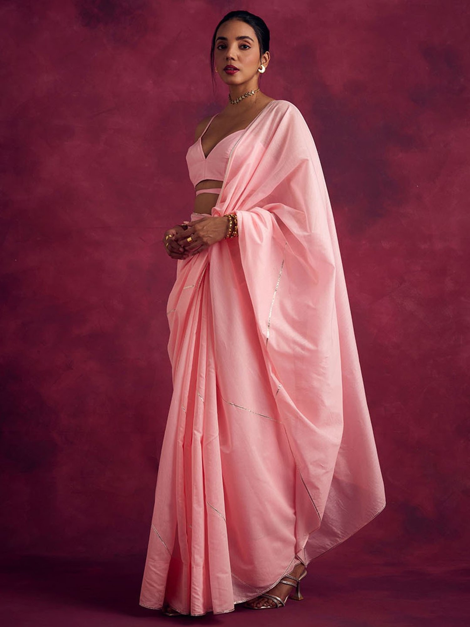 Abhishti Pink Woven Saree Without Blouse