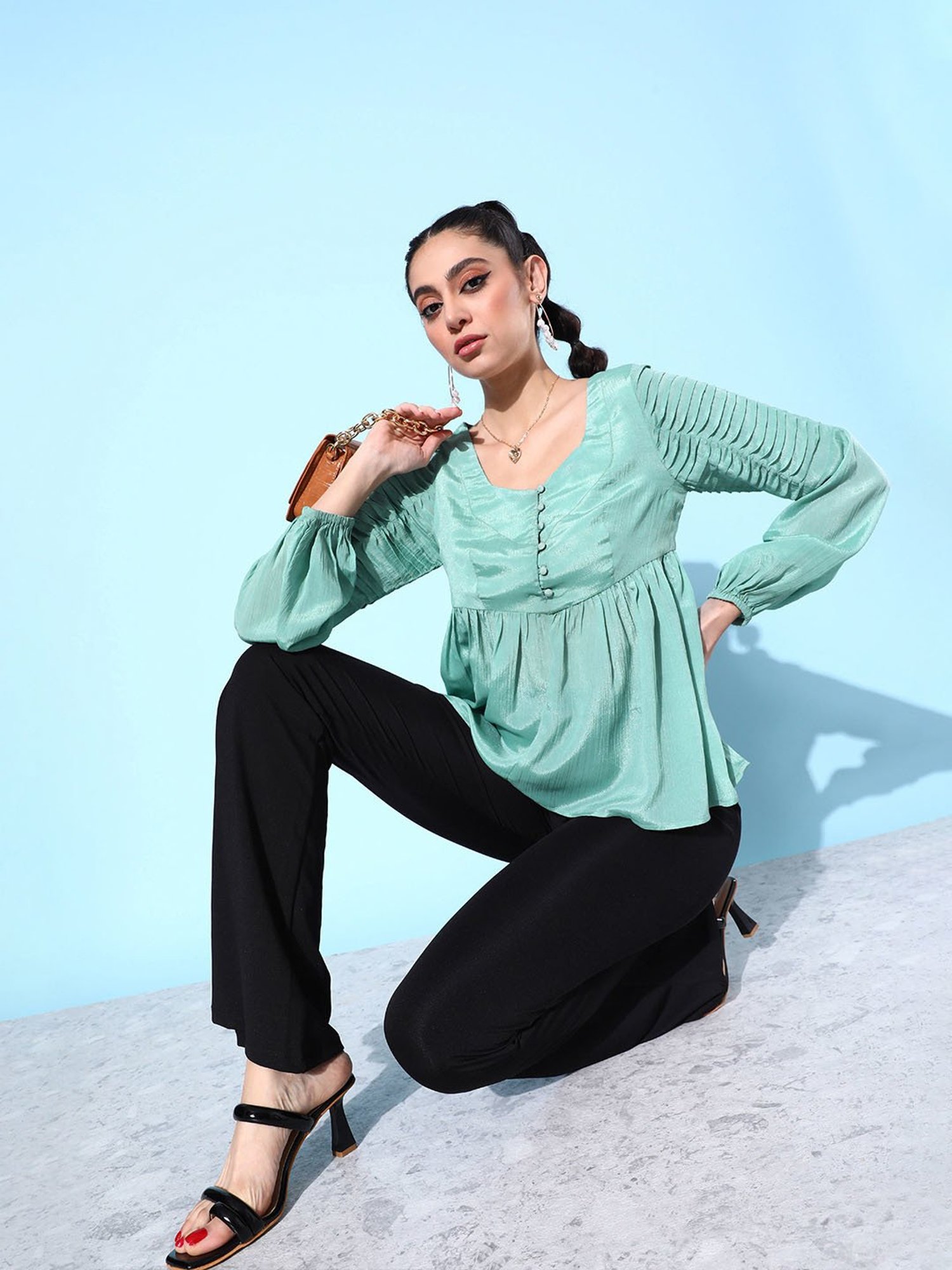 QUIERO Green Peplum Top