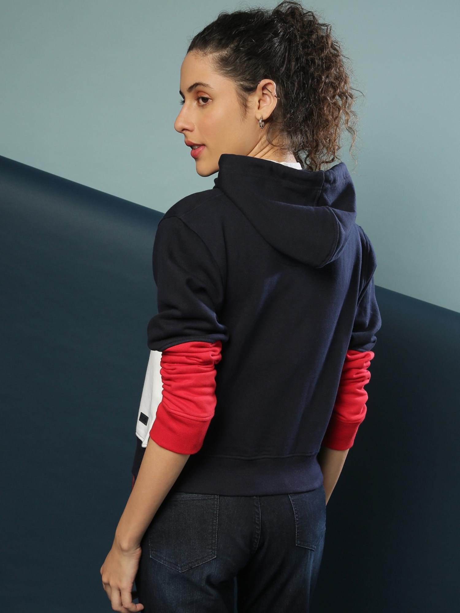 Campus Sutra Multicolor Regular Fit Hoodie