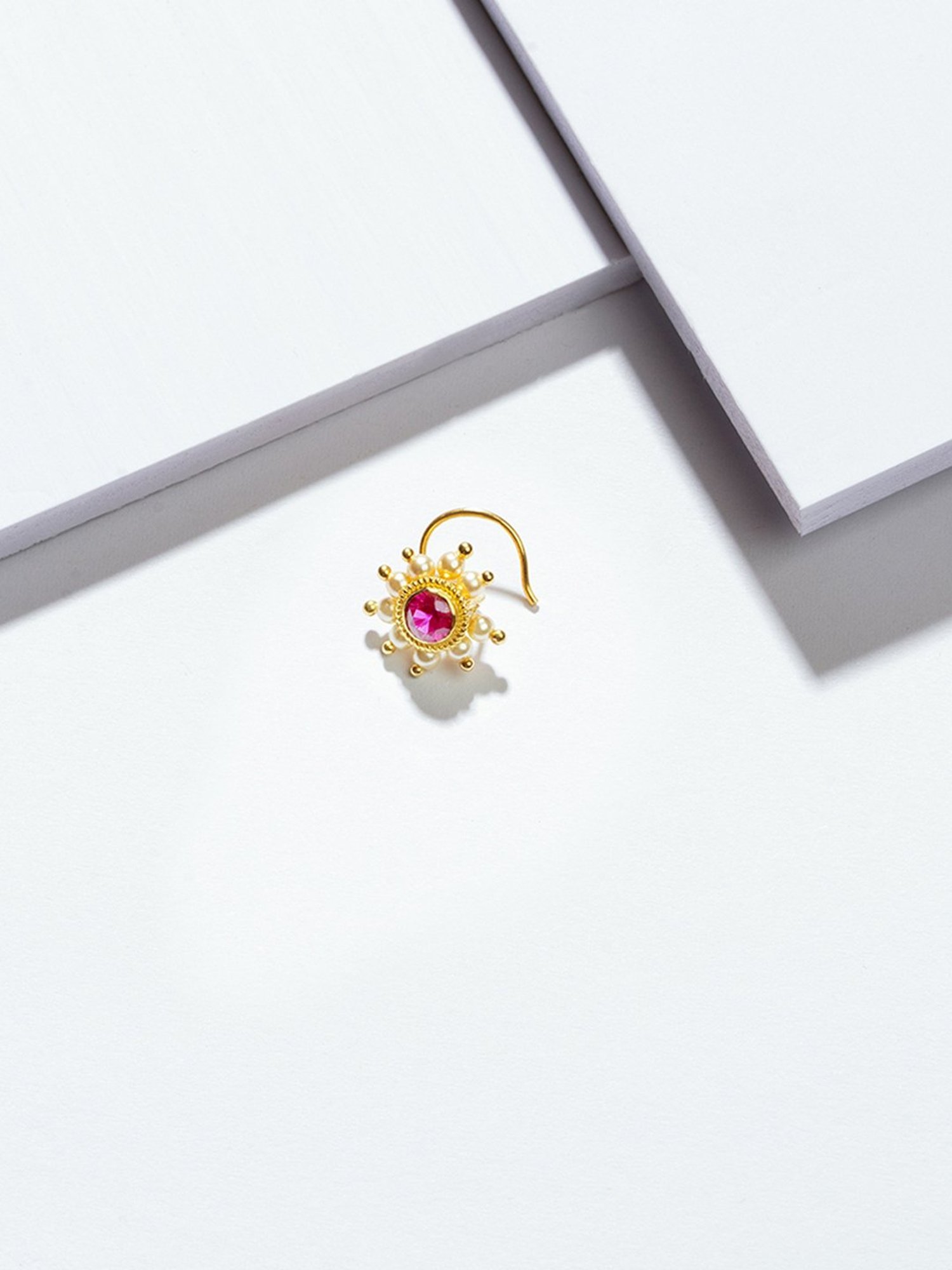 PC Jeweller Kata 22 kt Gold Nosepin