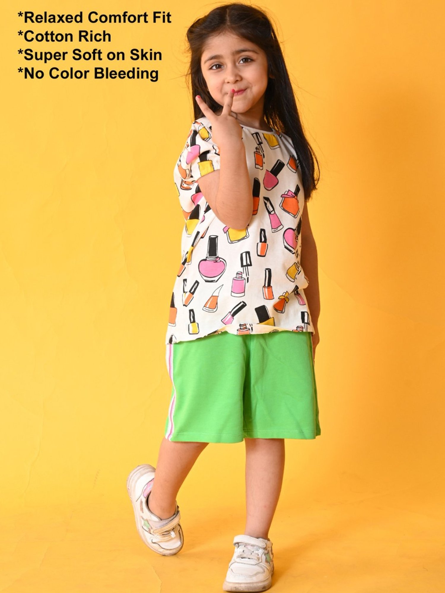 Anthrilo Kids White & Green Cotton Printed T-Shirt Set