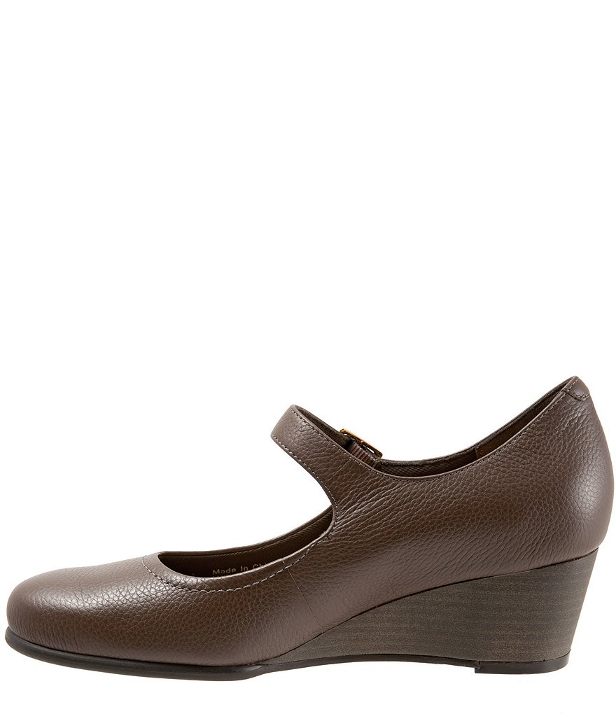 Trotters Willow Mary Jane Wedge Pumps
