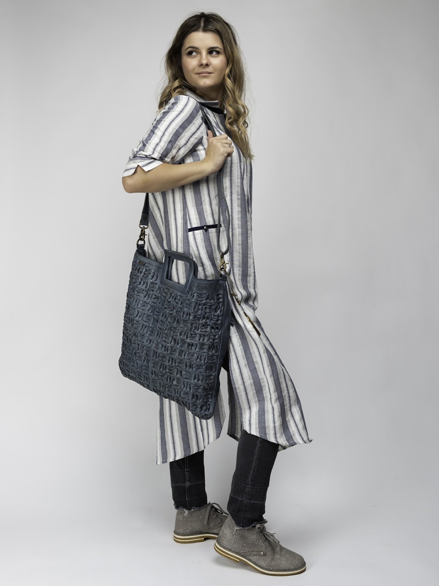 Art N Vintage Esther Blue Leather Textured Large Handbag