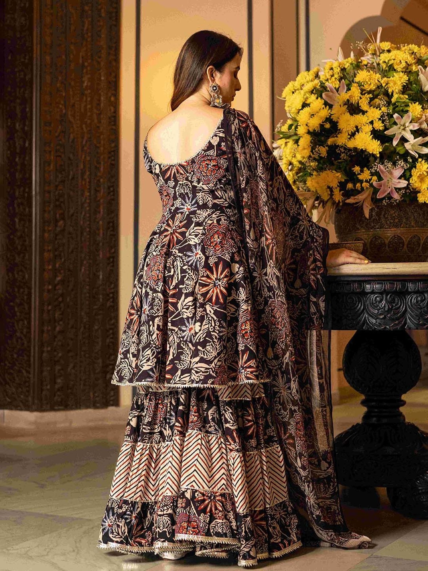 AACHHO Black Aranya Handblock Gotapatti Sharara Set