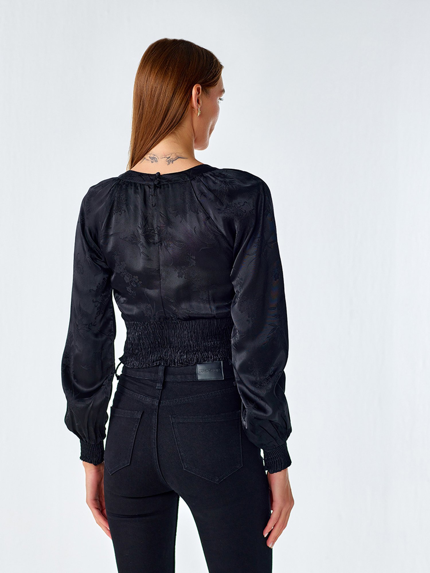 Cover Story Black Regular Fit Crop Top