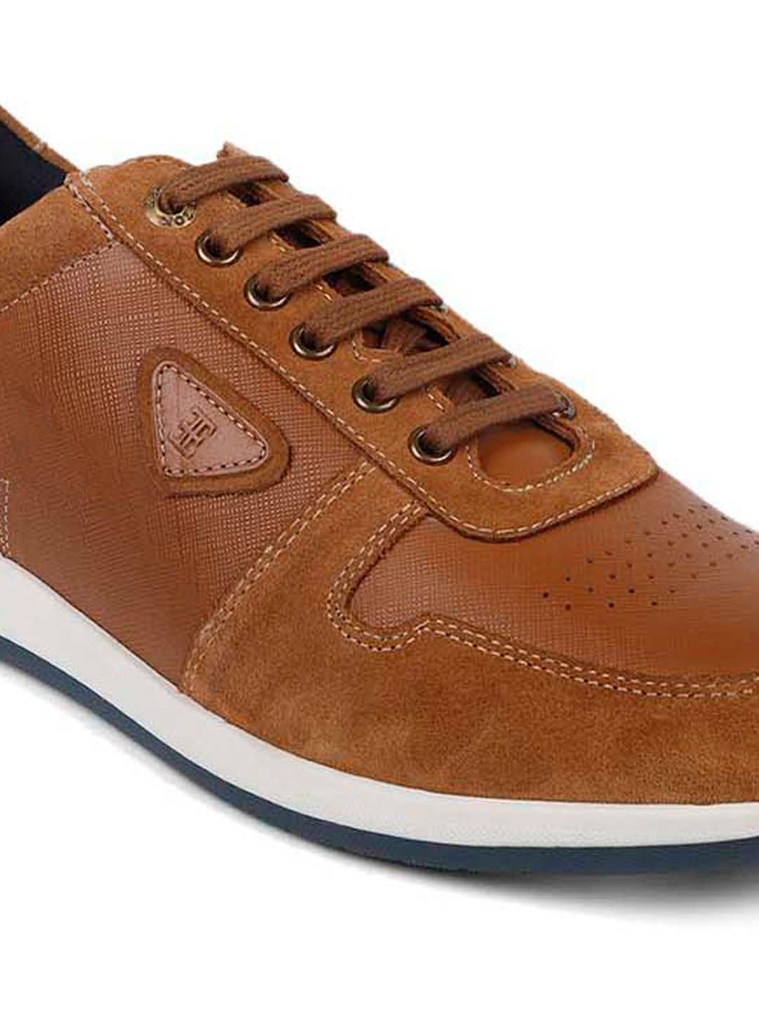 EZOK Men's Tan Casual Sneakers