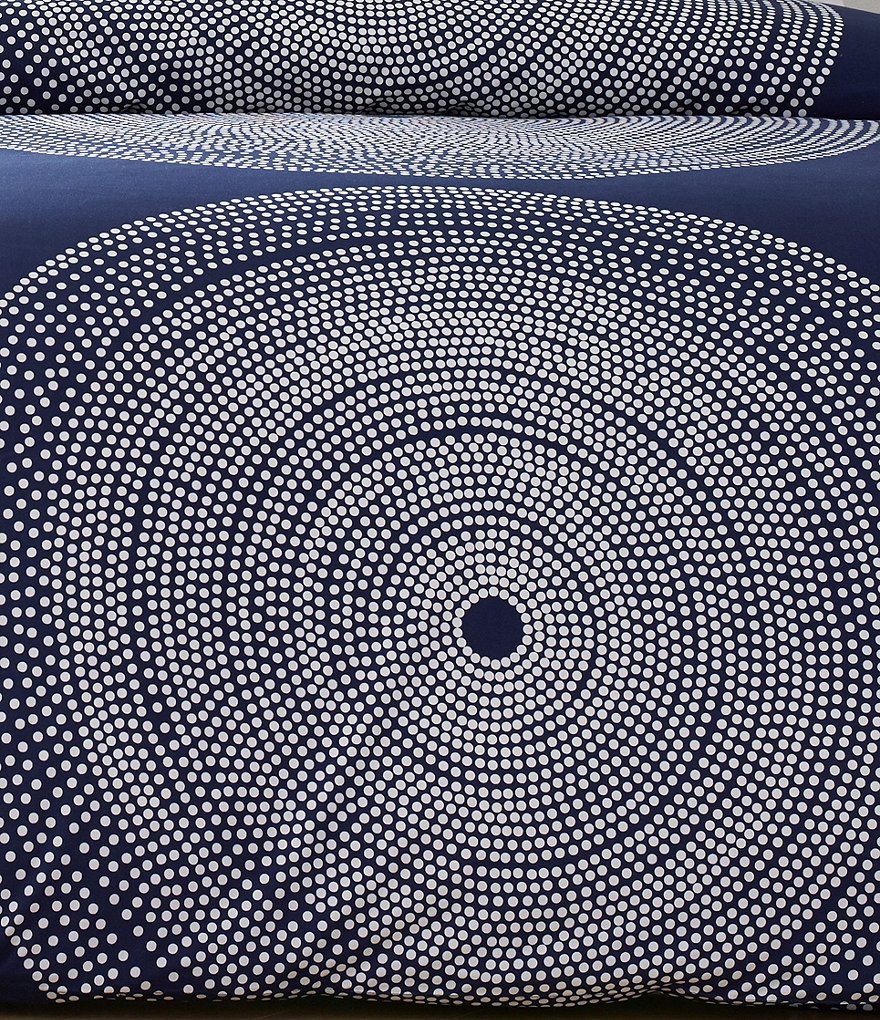 J. Queen New York Vera Bedding Collection