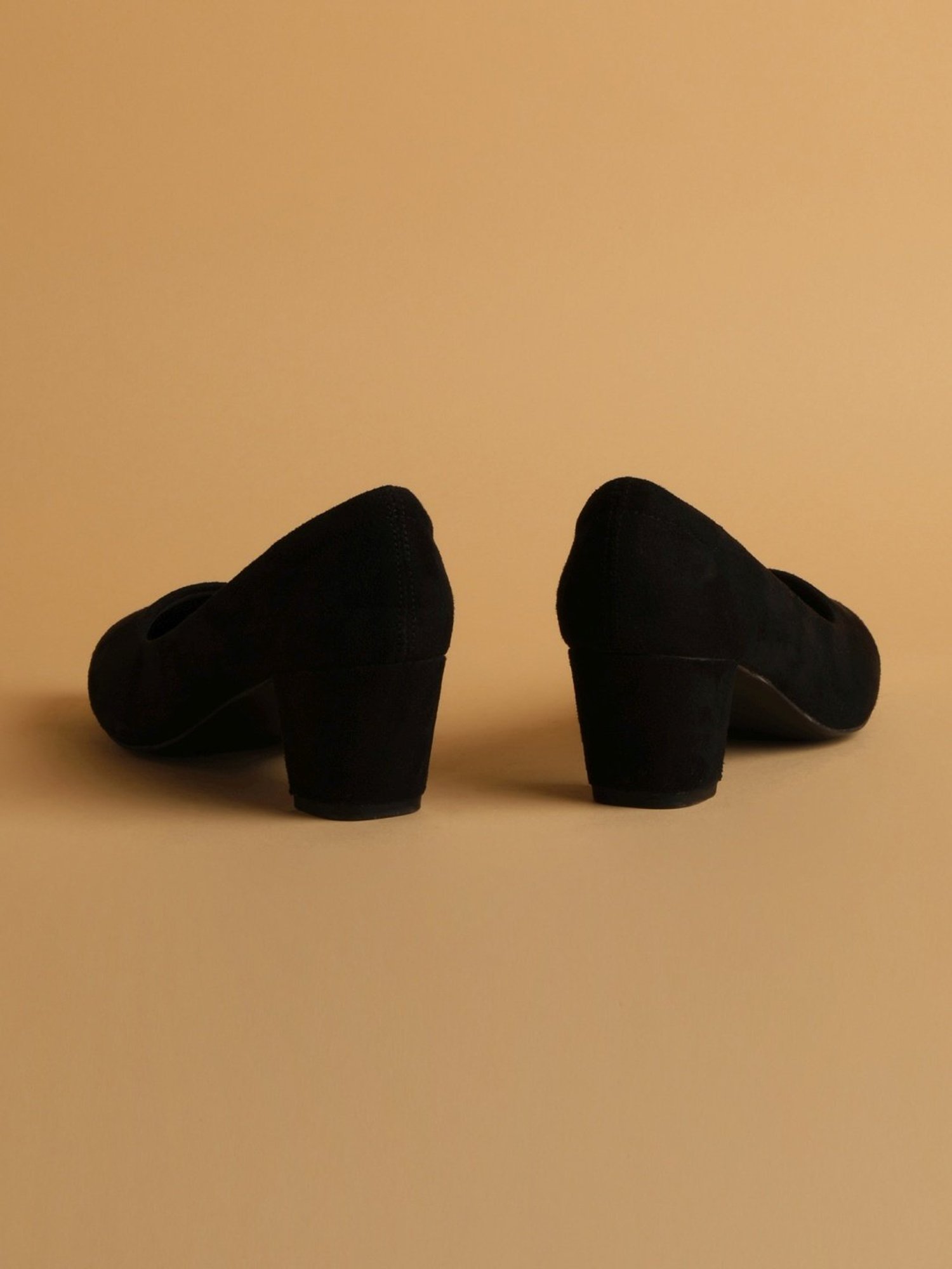 Eridani Women's Miley Black Formal Pumps