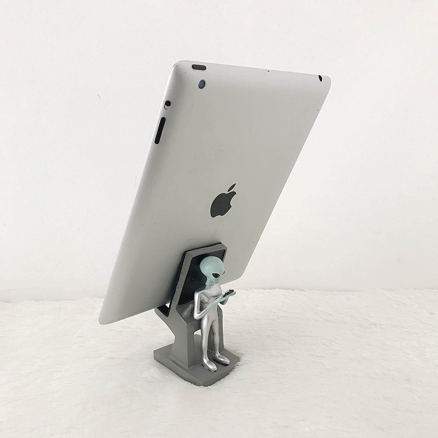 Created Cartoon Poly Resin Phone Holder Stand for Tables,E-Readers and Smartphones,Compatible with Any Size of Ipad and iPhone (ET)