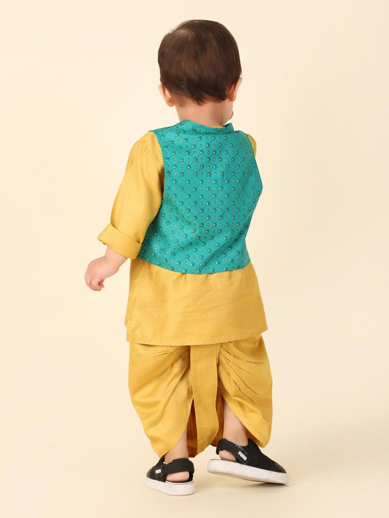 Bumzee Kids Grey & White Checks Full Sleeves Shirt, Waistcoat with Pants