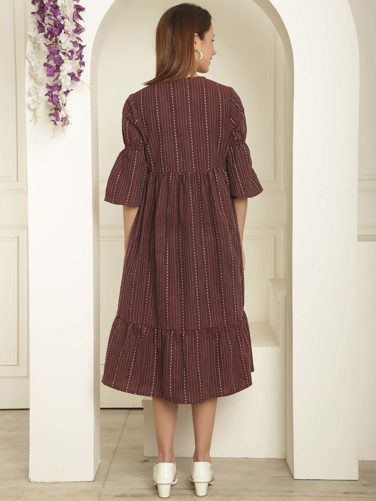 Moms Maternity Maroon Self Design Maternity Shrug