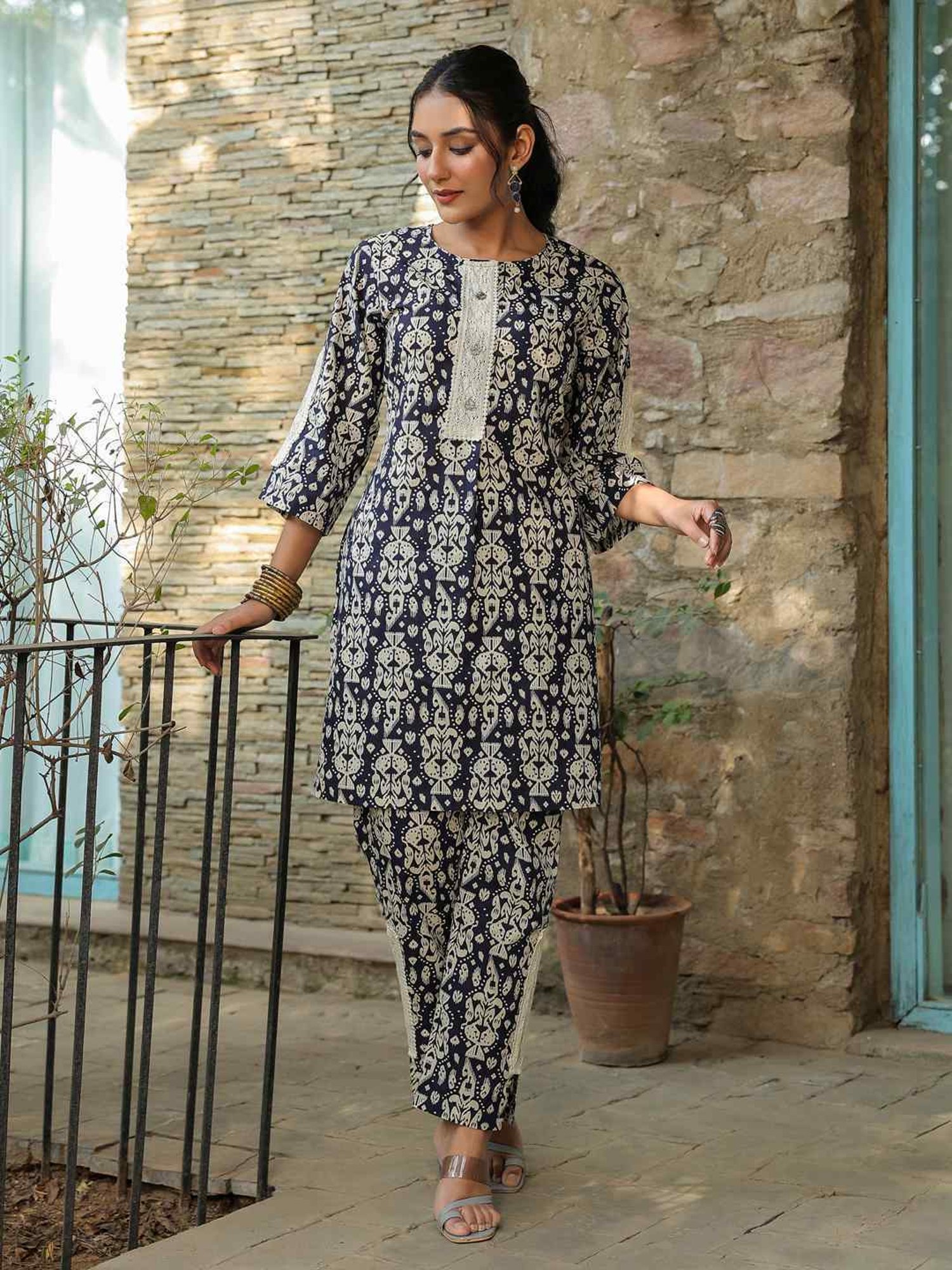 Rain and Rainbow Navy Cotton Printed Kurti & Pant Set