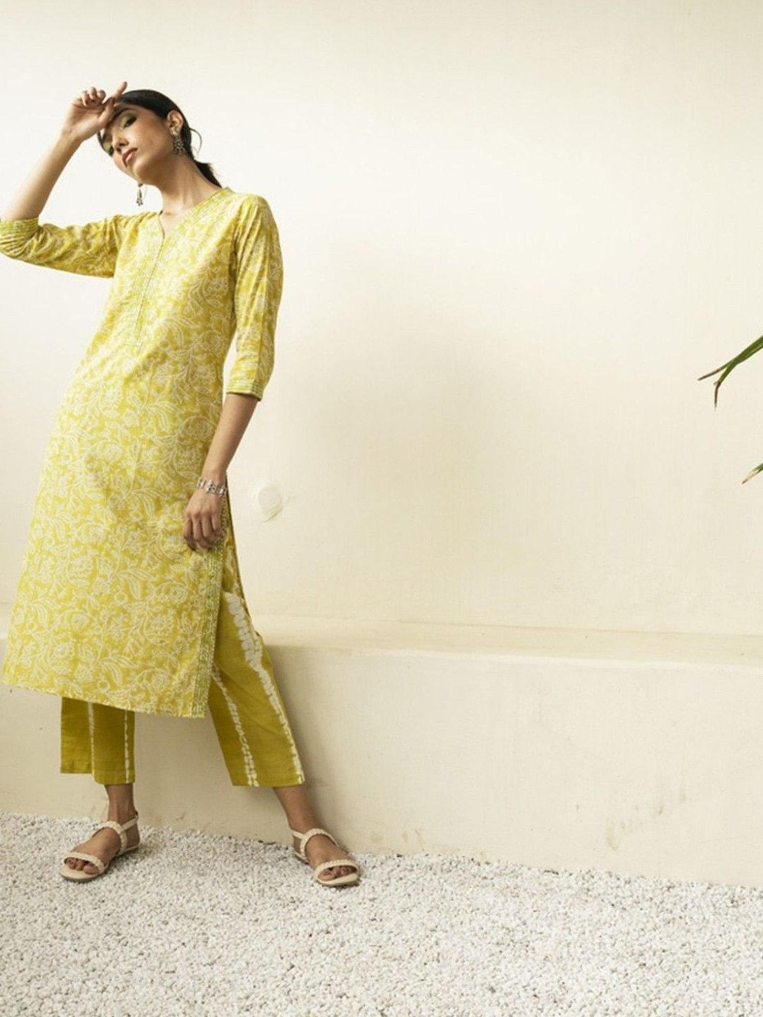 Akiso Inara Green Block Printed Anarkali Kurta