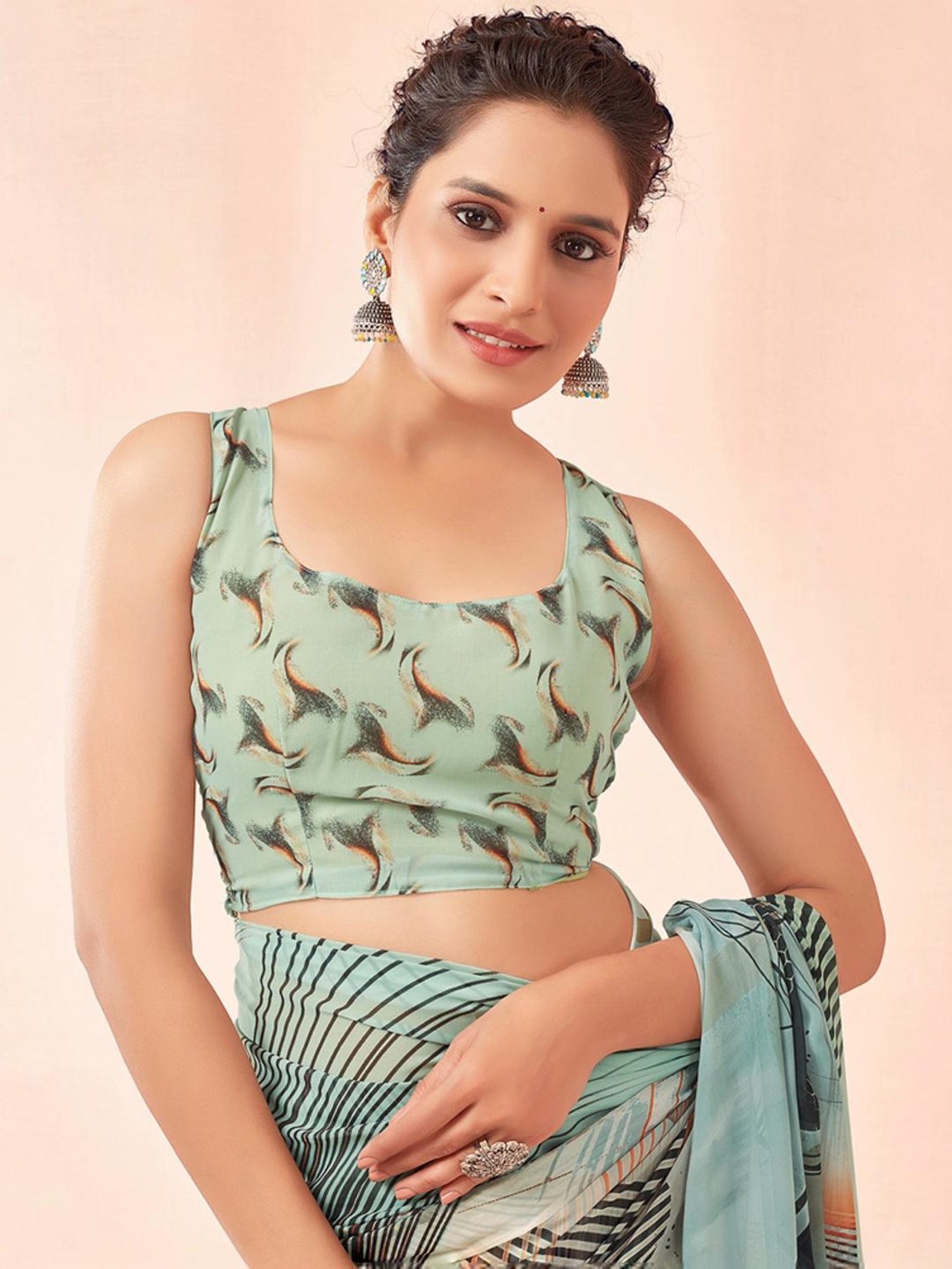 Satrani Green Printed Saree With Unstitched Blouse