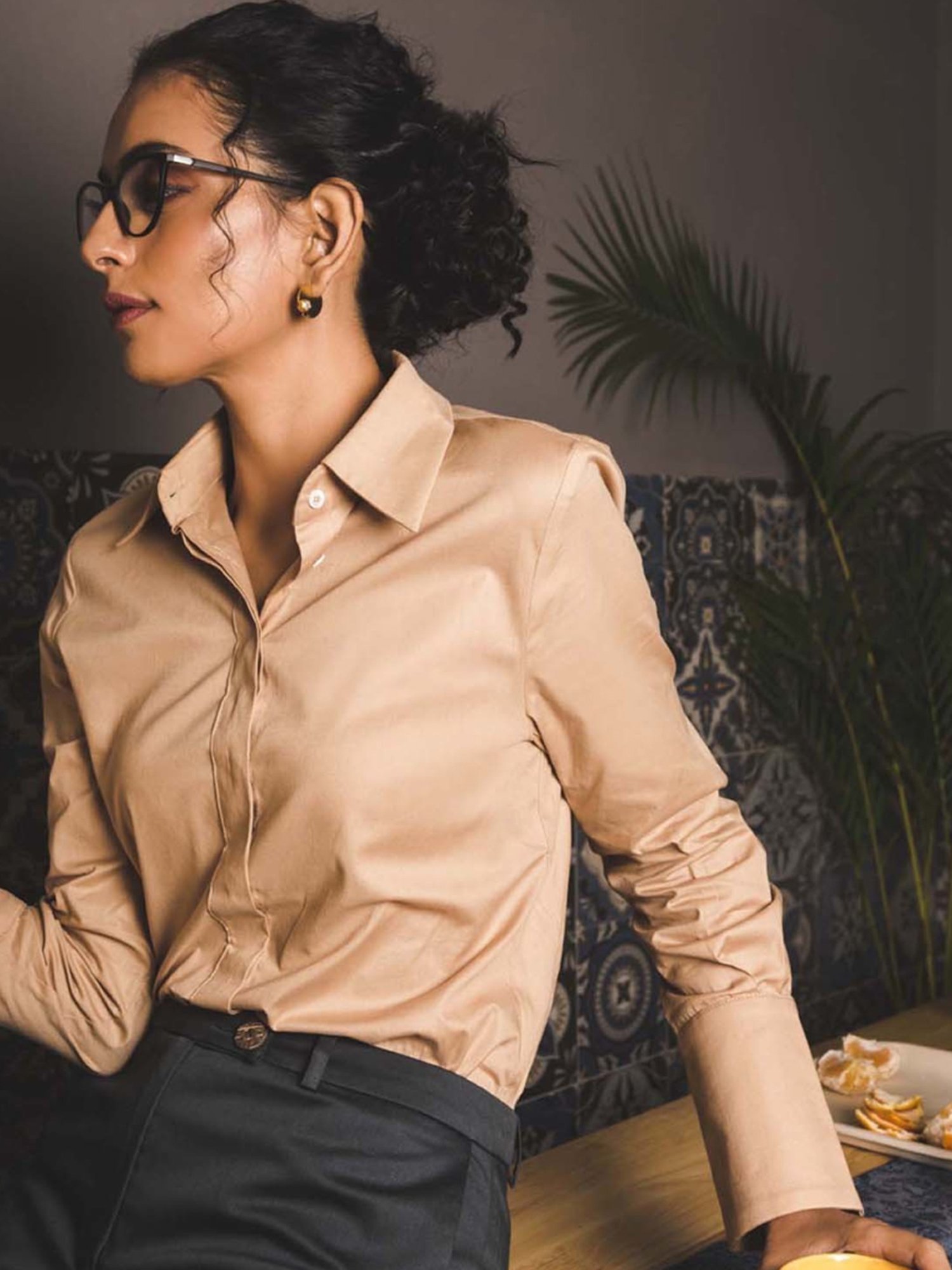 Qua Almond Brown Classic Poplin Shirt