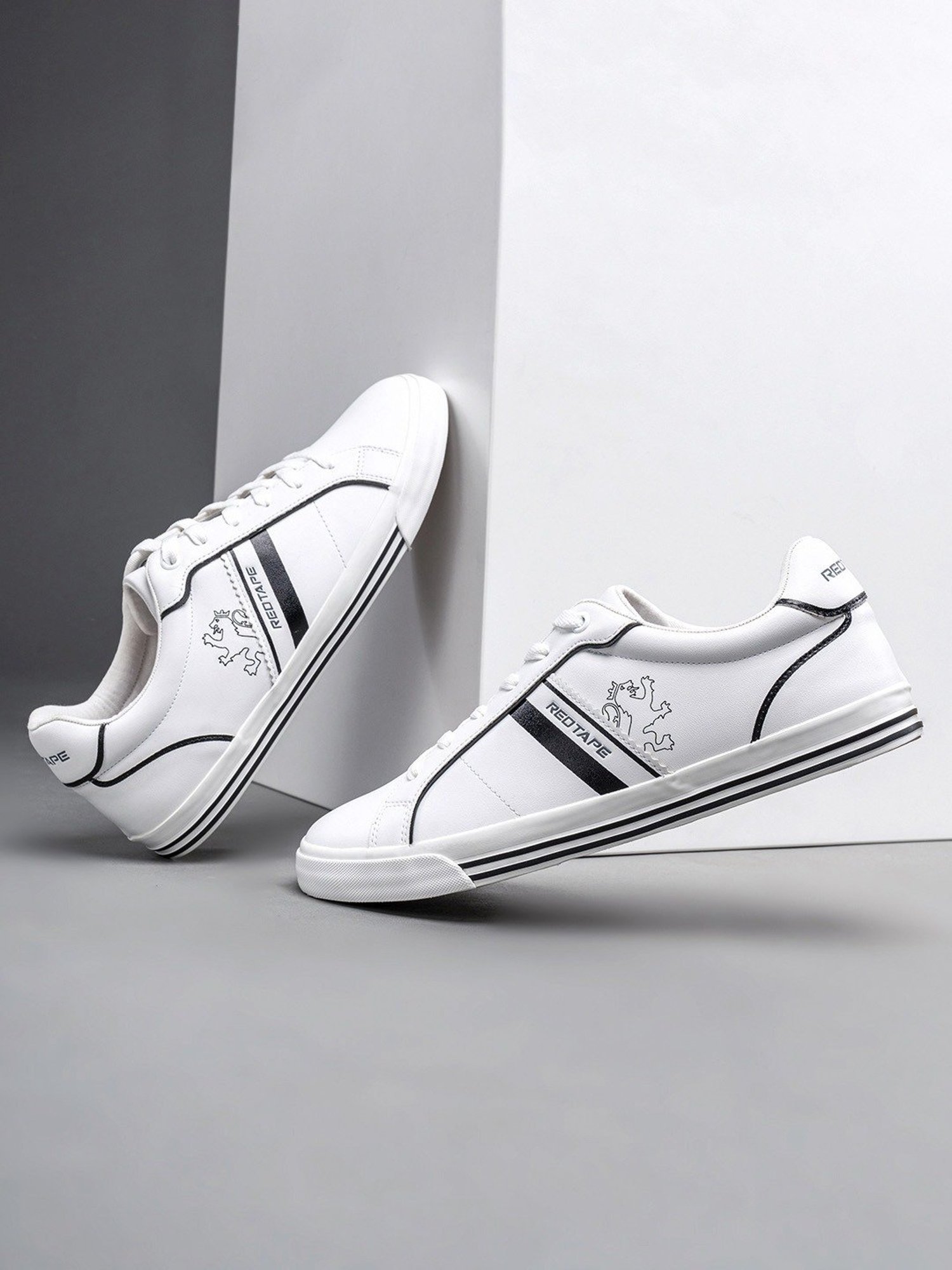 Red Tape Men's White Casual Sneakers