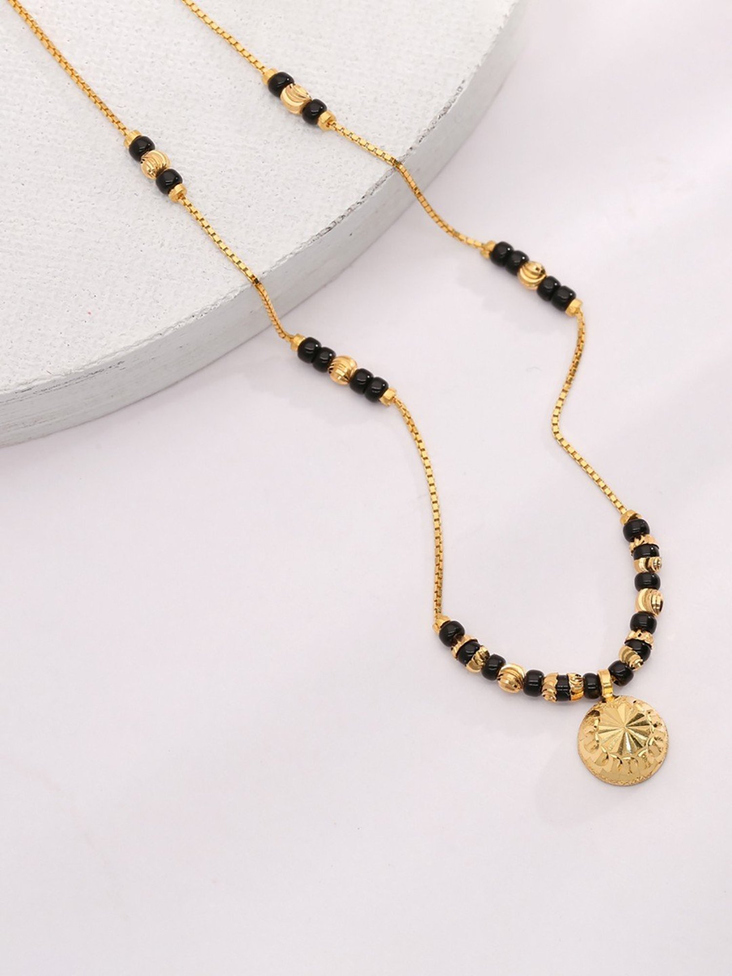 P.N.Gadgil Jewellers Noir Grace 22k Gold Mangalsutra