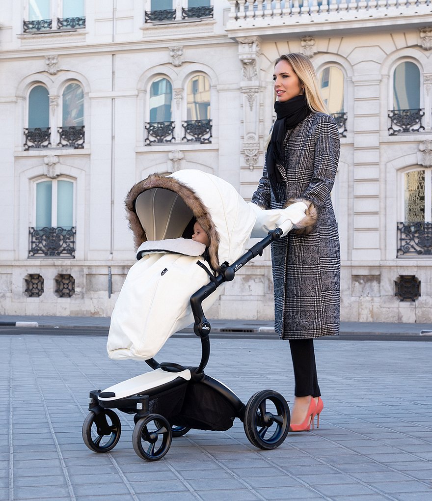 Mima Xari Stroller - Black Chassis with Snow White Reversible Seat and Carrycot