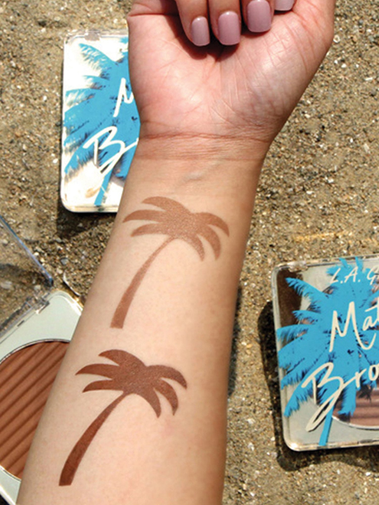 L.A. Girl Matte Bronzer Sunkissed Glow - 15 gm