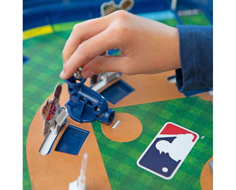  Fat Brain Toys MLB Slammin Sluggers Baseball Game FB283-1